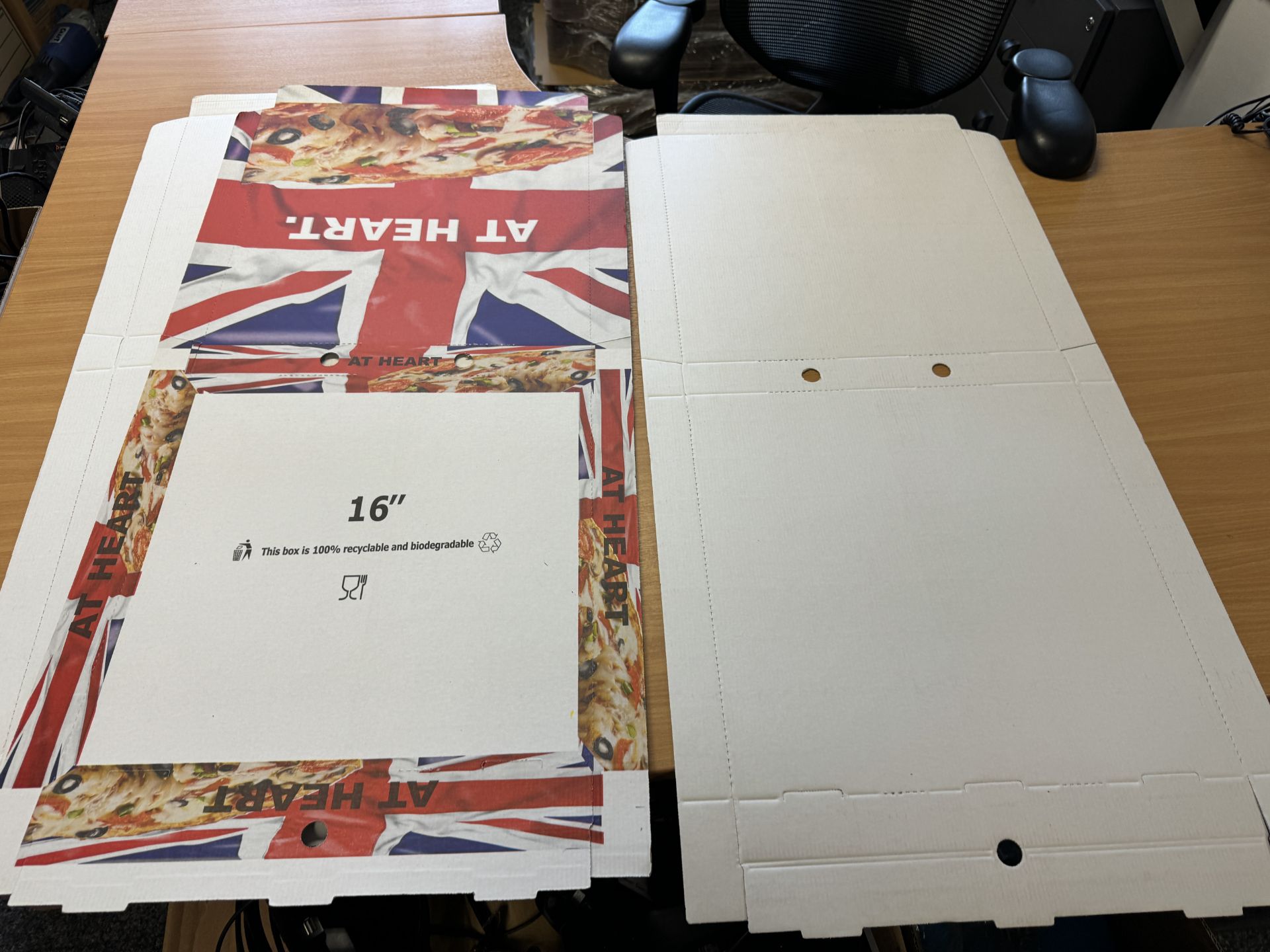 Circa 1,800 - 16" Pizza Boxes - RRP £1,880