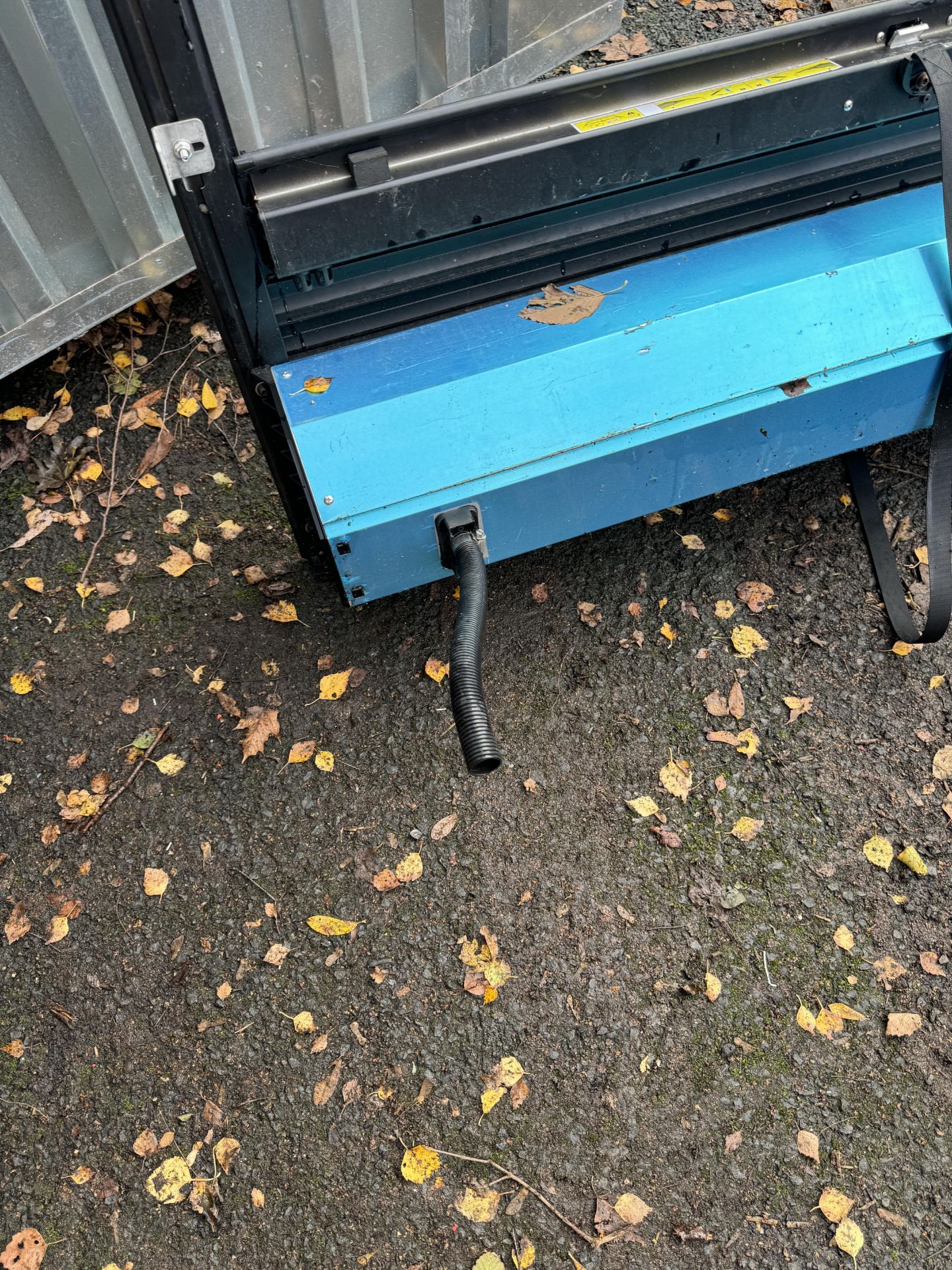 Genuine Ford Ranger Black Roller Tonneau Cover with Parts & Fixings as Shown - Further Details to be - Image 23 of 43