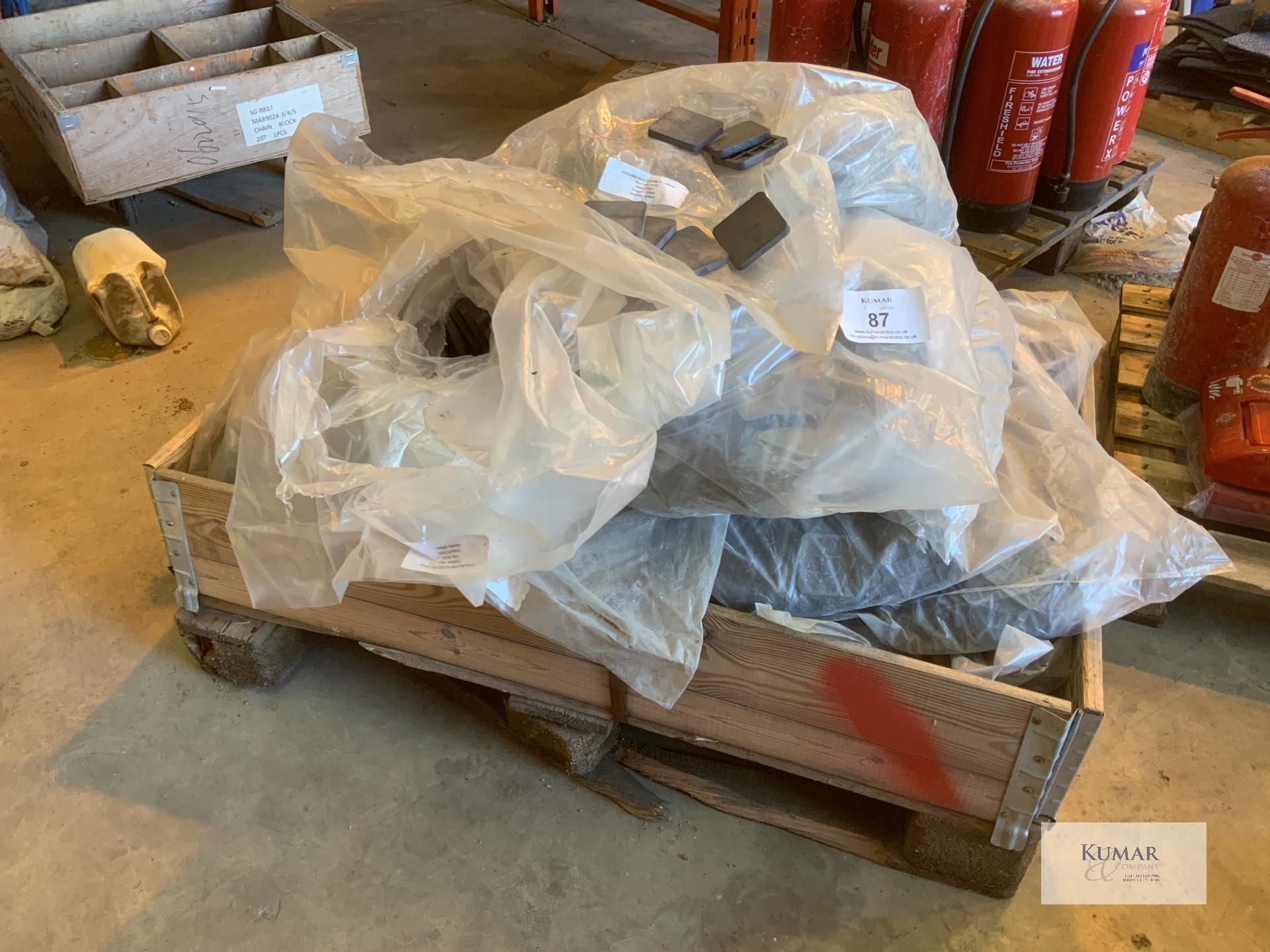 Pallet containing 9mm plastic shims - Image 3 of 5