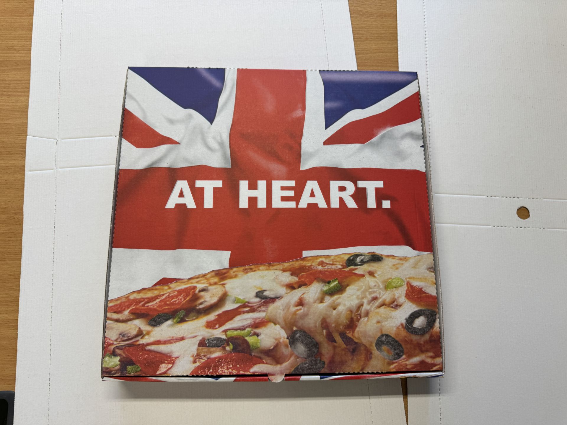 Circa 1,000 - 16" Pizza Boxes - RRP £1,040 - Image 4 of 16