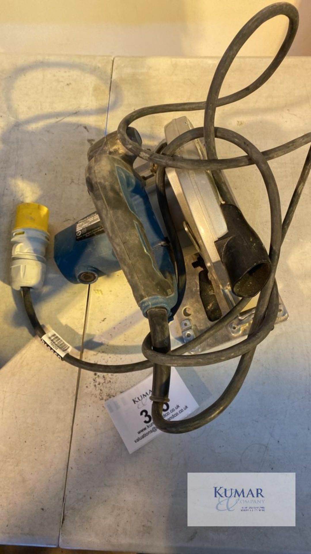 Makita HS7601J 110 Volt Circular Saw, Serial No.383733G (11/2018) in Carry Case
