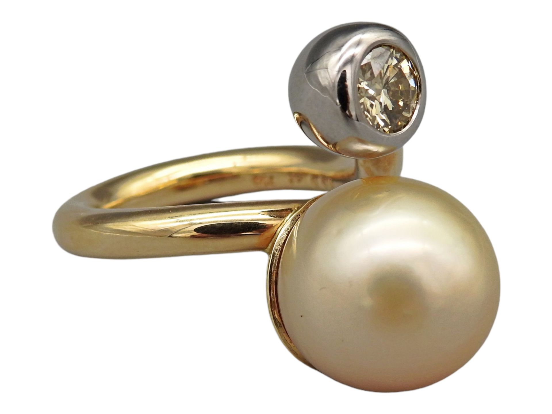 Eleganter Ring mit großer Perle und farbigem Diamant - Image 6 of 6