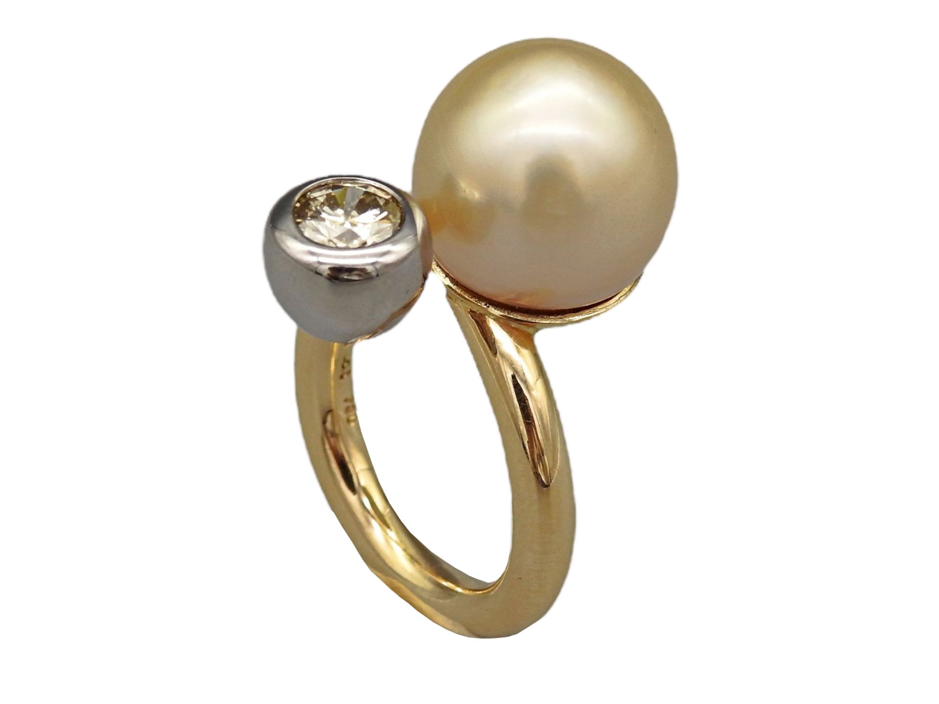 Eleganter Ring mit großer Perle und farbigem Diamant - Image 3 of 6