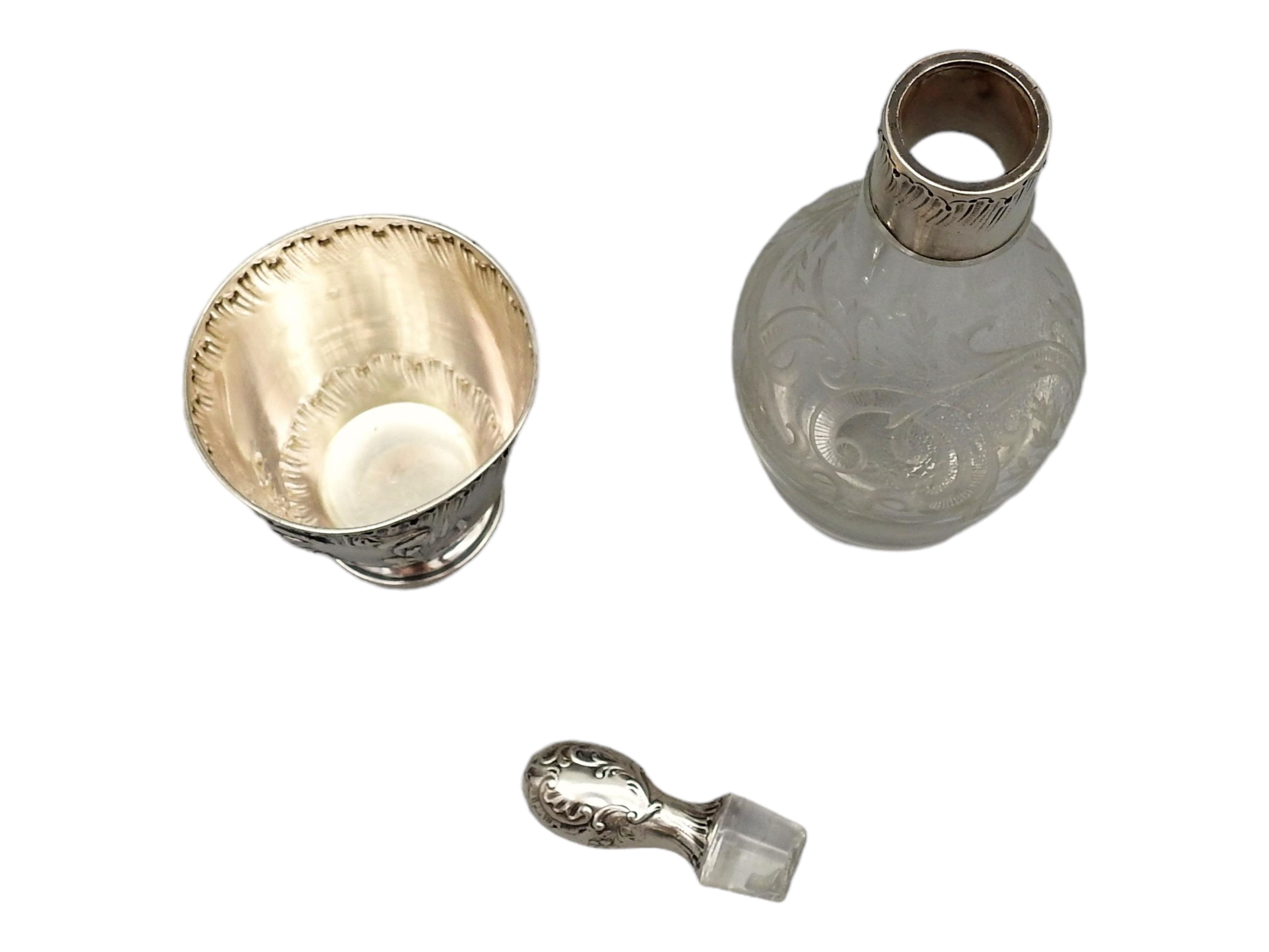 Schnapsflasche mit Silbermontur und Fussbecher - Image 10 of 10