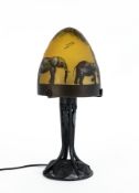 Nach Gallé: Tischlampe mit Elefantenmotiv