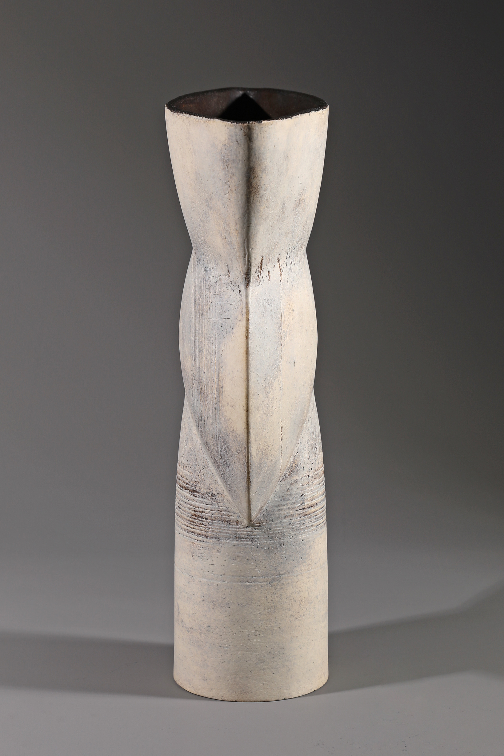 Hans Coper*, large Vase Thistle - Image 2 of 7