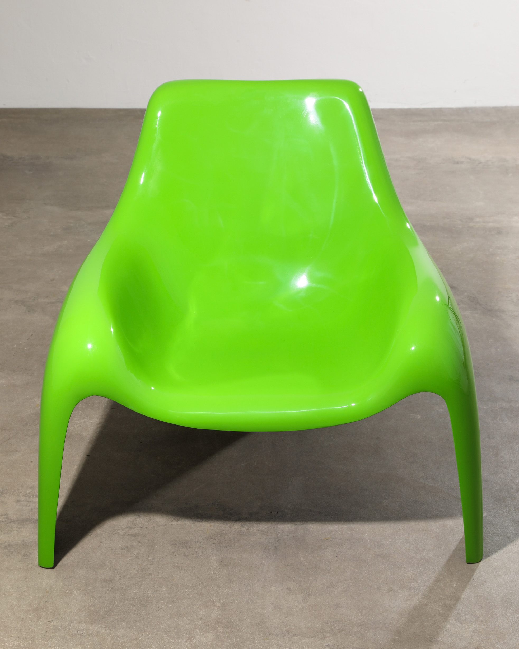 Luigi Colani, rare fiberglass Lounge Chair from a small series - Image 2 of 5