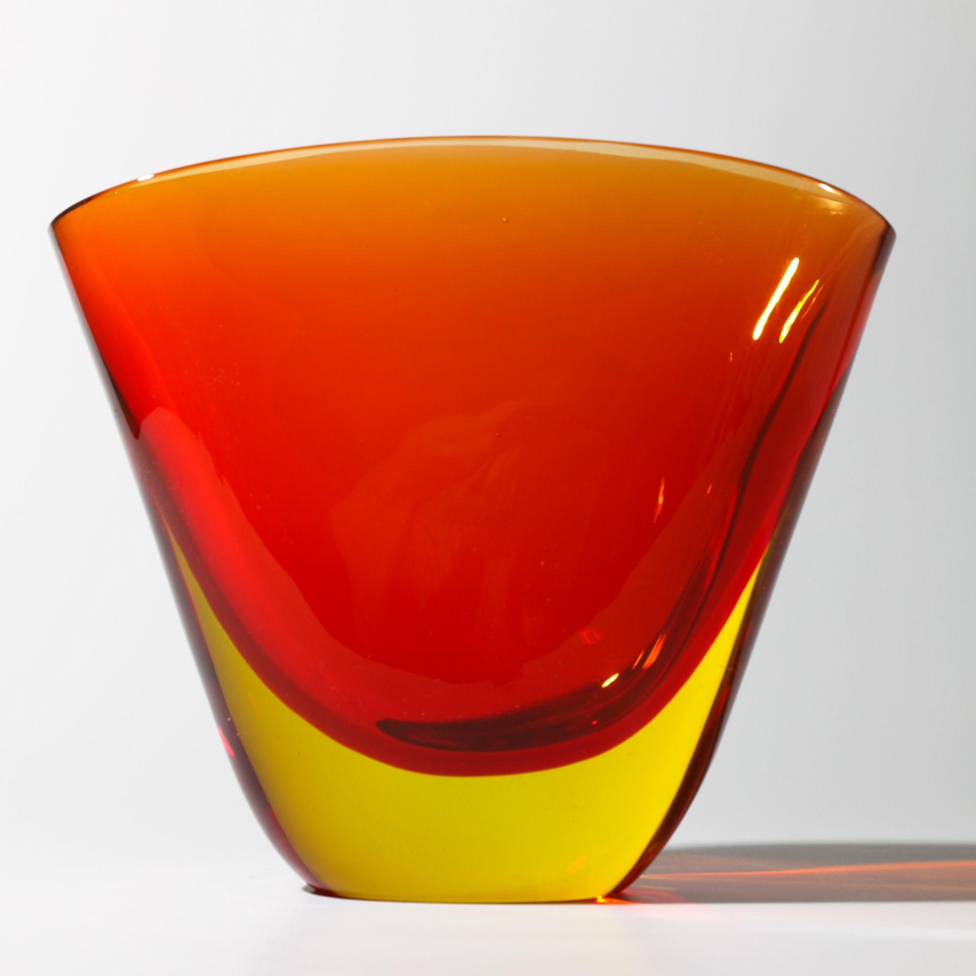 Flavio Poli, Seguso Vetri d'Arte. Sommerso Vase - Image 3 of 4