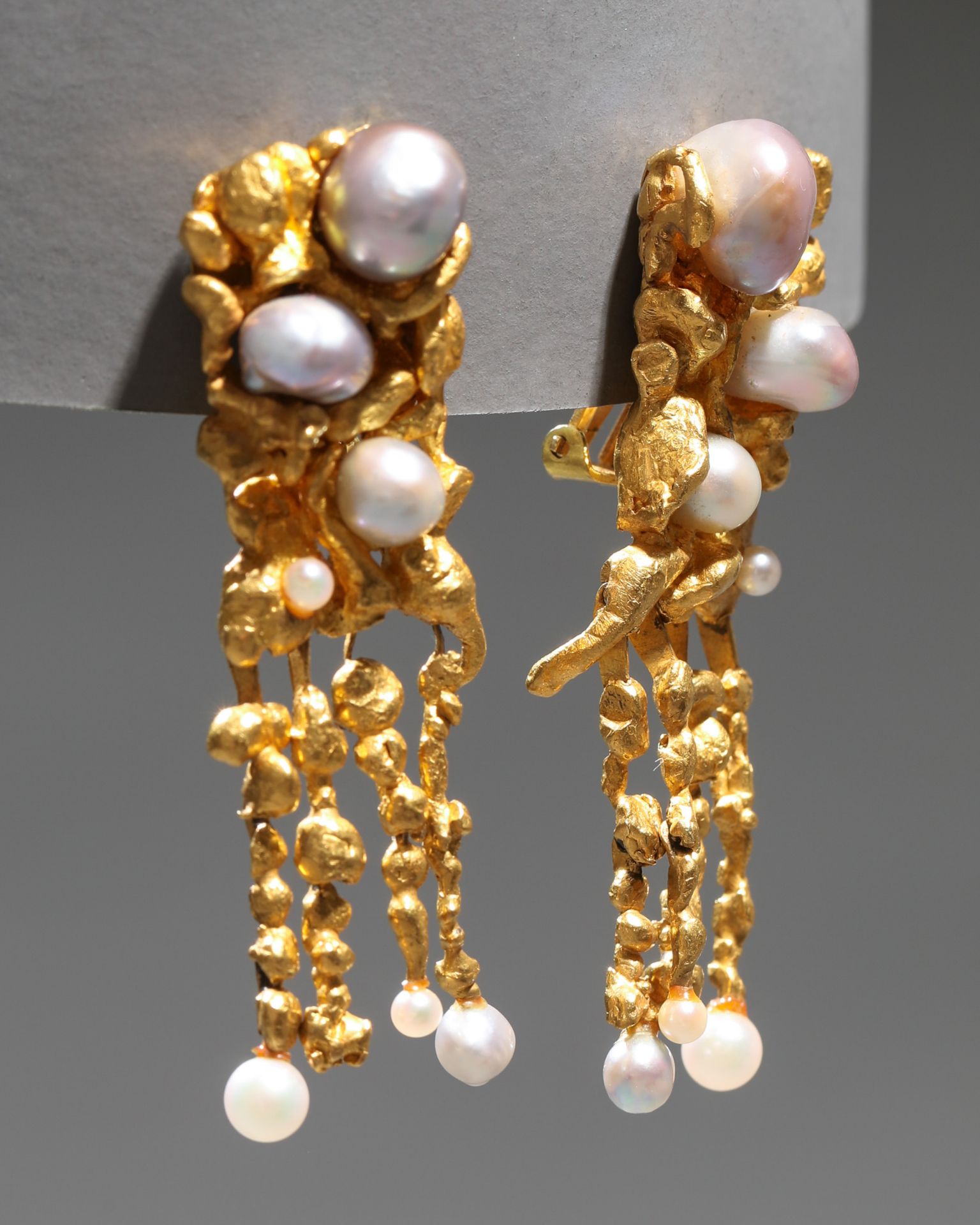 Ebbe Weiss-Weingart, Pair of pearl earrings - Image 2 of 6
