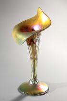 Louis C. Tiffany, Favrile flower cup, around 1904