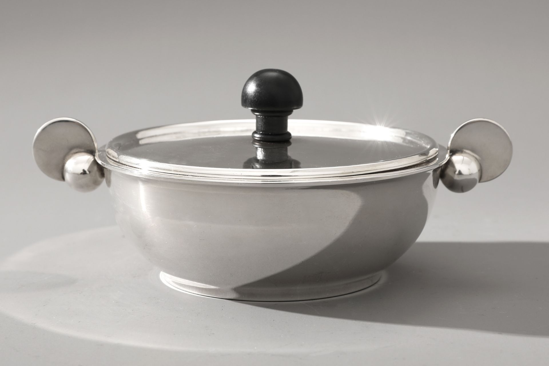 Paula Straus, teapot and sugar bowl, model 13024, ca. 1926, 800 silver - Image 5 of 8