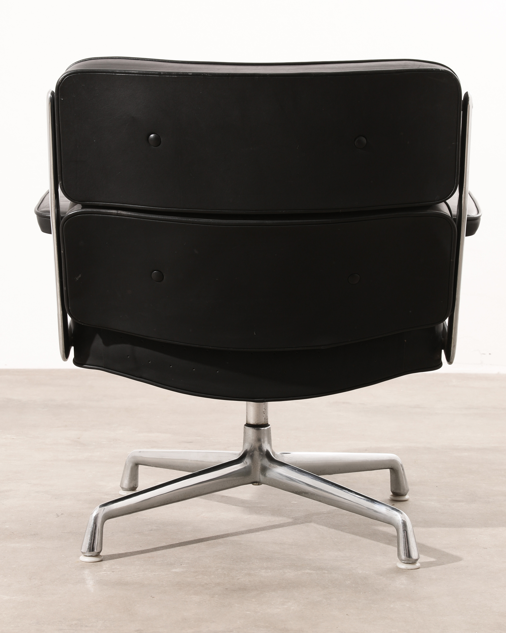 Charles & Ray Eames, Vitra, 4 Chairs, model Time Life Lobby Chair - Image 5 of 6