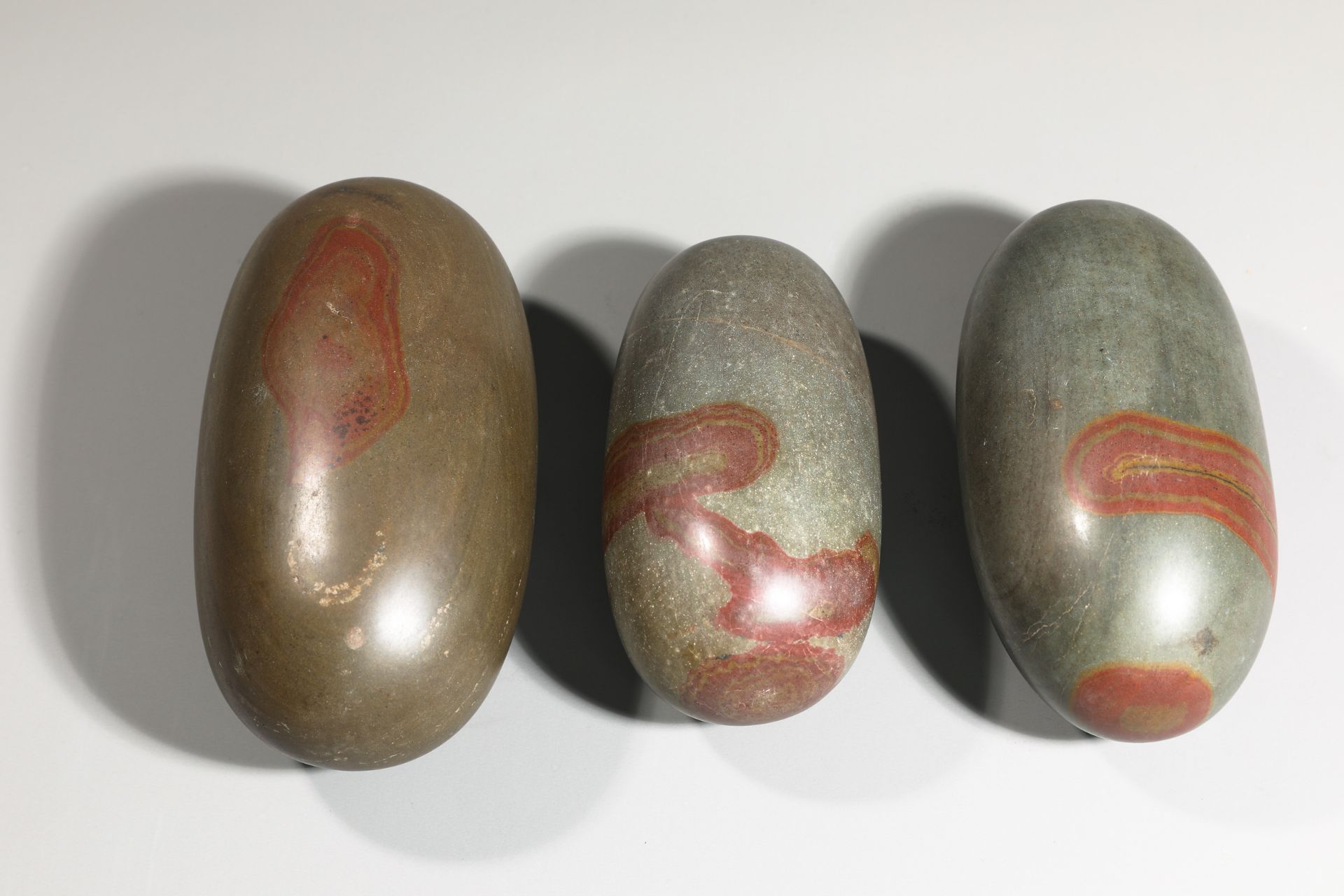 3 Shiva Lingam Stones - Image 3 of 5