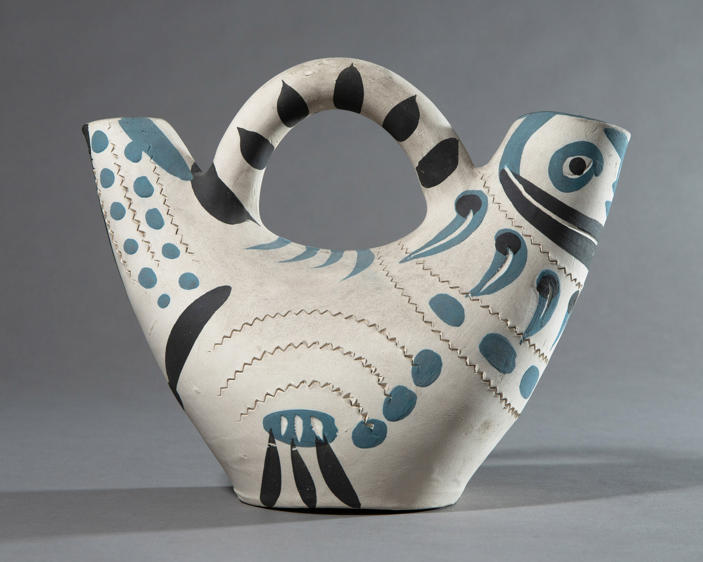 Pablo Picasso*, Dove, Spanish Jug, 133/200 - Image 2 of 7