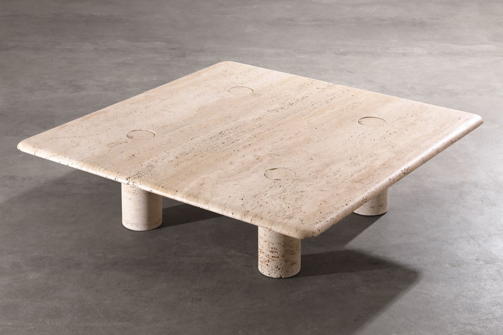 Angelo Mangerotti, Up&Up, Coffeetable/Sofatisch