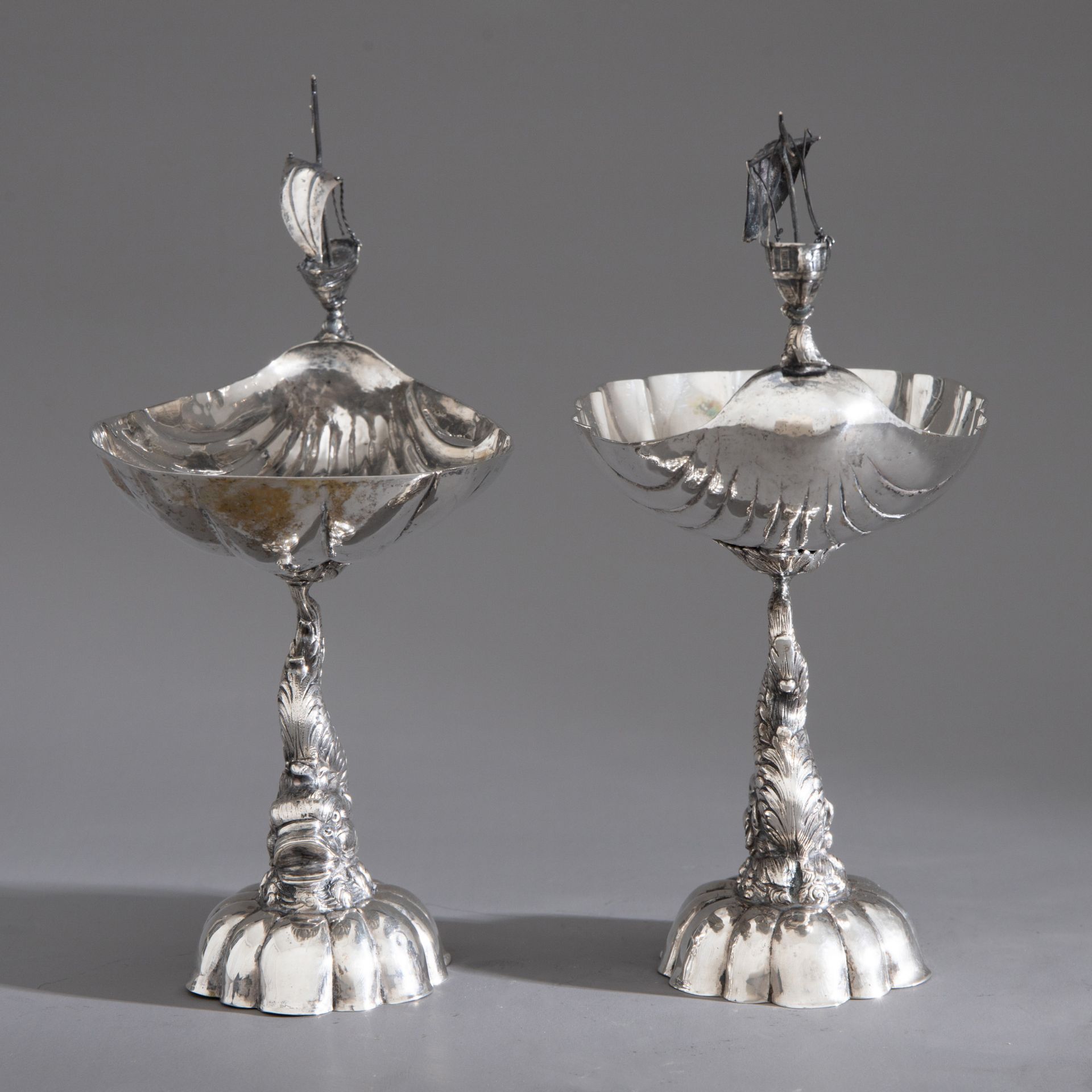 Pair of German silver bowls with fish - Image 5 of 7