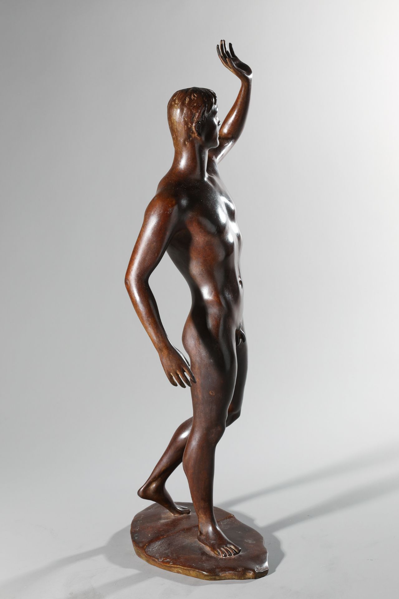 Arno Breker*, Stehender Männerakt, 1969-70, Bronze, E.A. Ex., H. 50 cm - Bild 3 aus 6