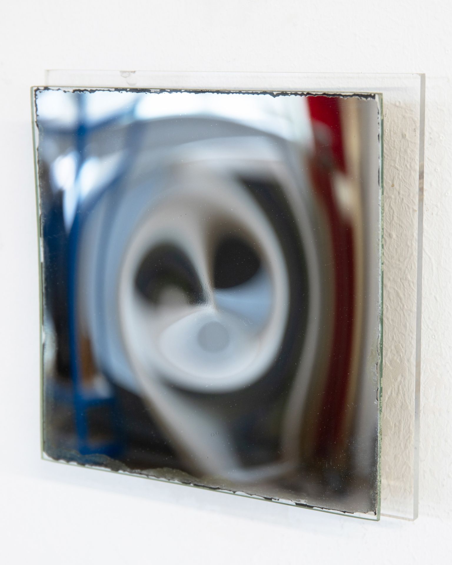 Victor Bonato*, small, square - concave mirror object