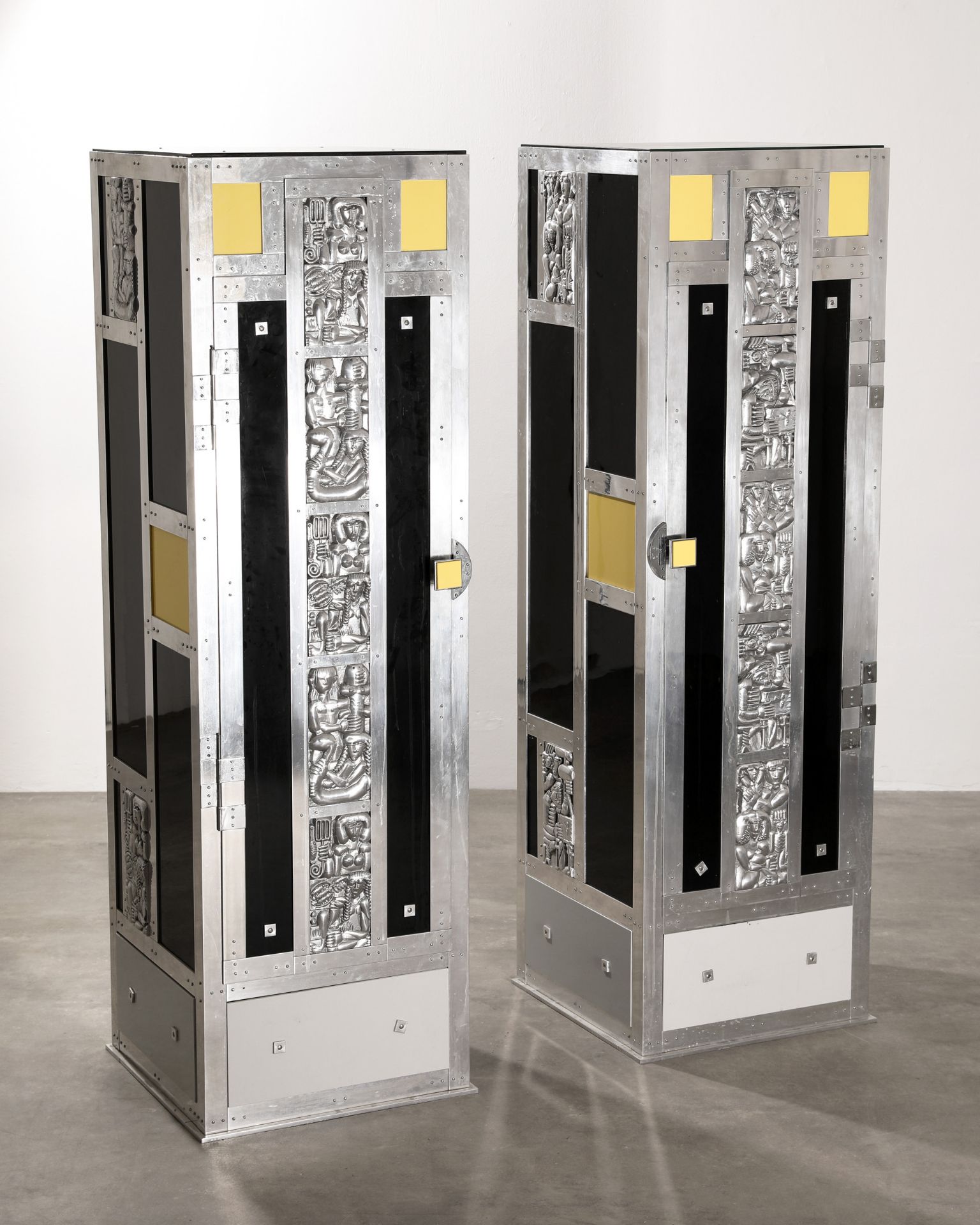 Art Déco, 2 Pillar Cabinets