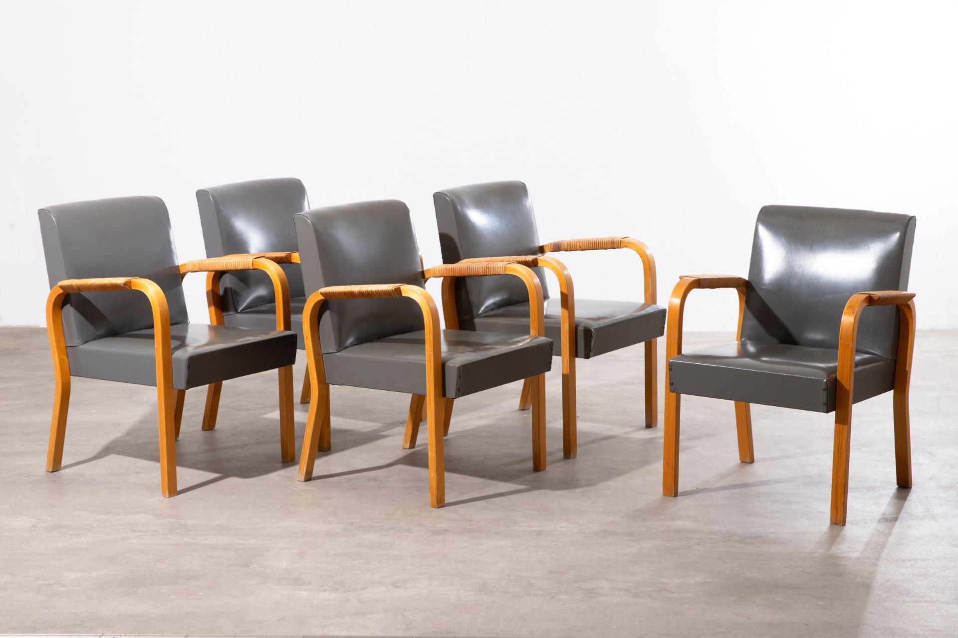 Alvar Aalto, 5 armchairs, model no. 46