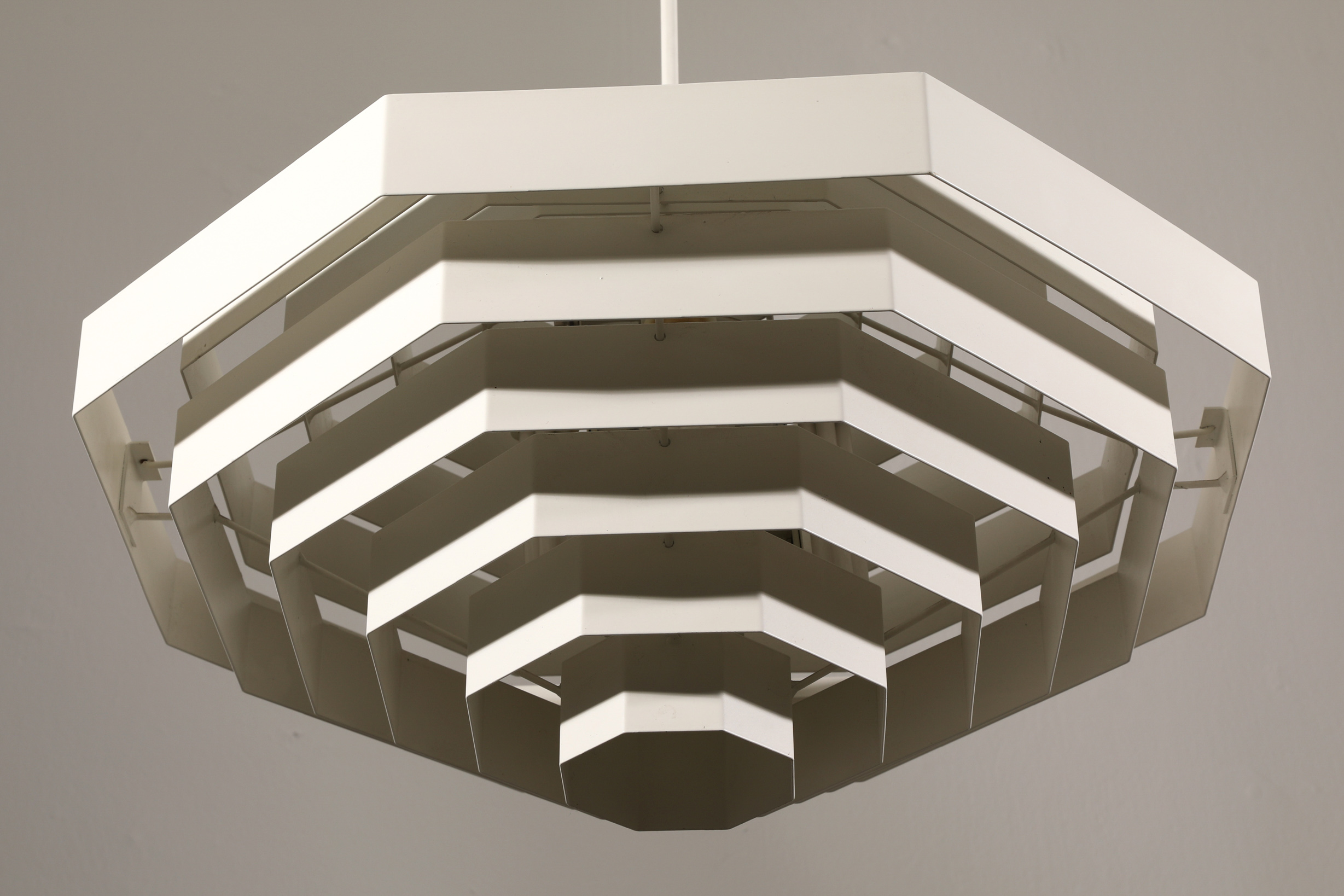 Spectral, large pendant lamp / slat light, model Octaform - Image 4 of 4