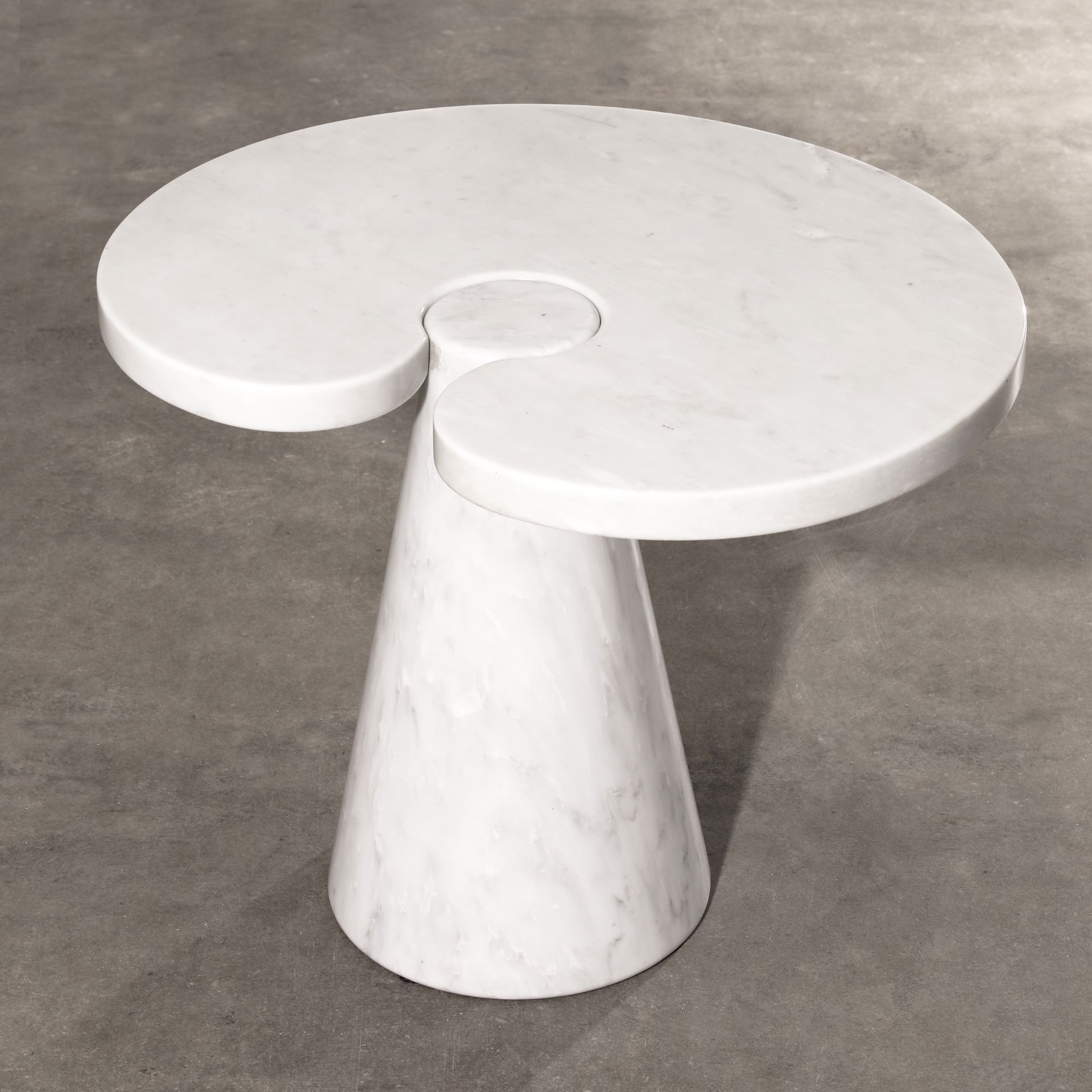 Angelo Mangiarotti, Skipper, Side table from the Eros series