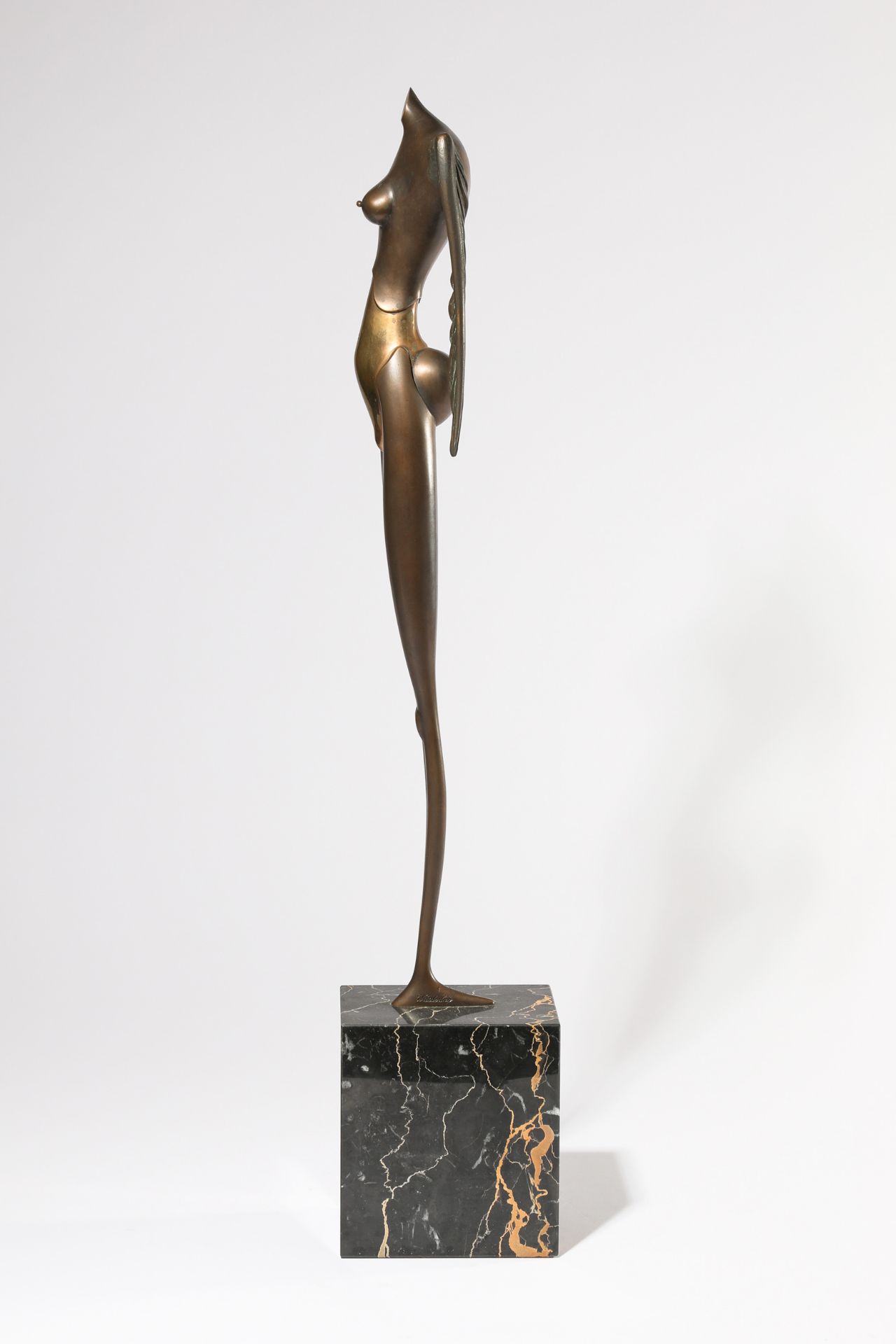 Paul Wunderlich*, Nike. Bronze - Image 4 of 8