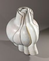 Beate Kuhn*, Vase object