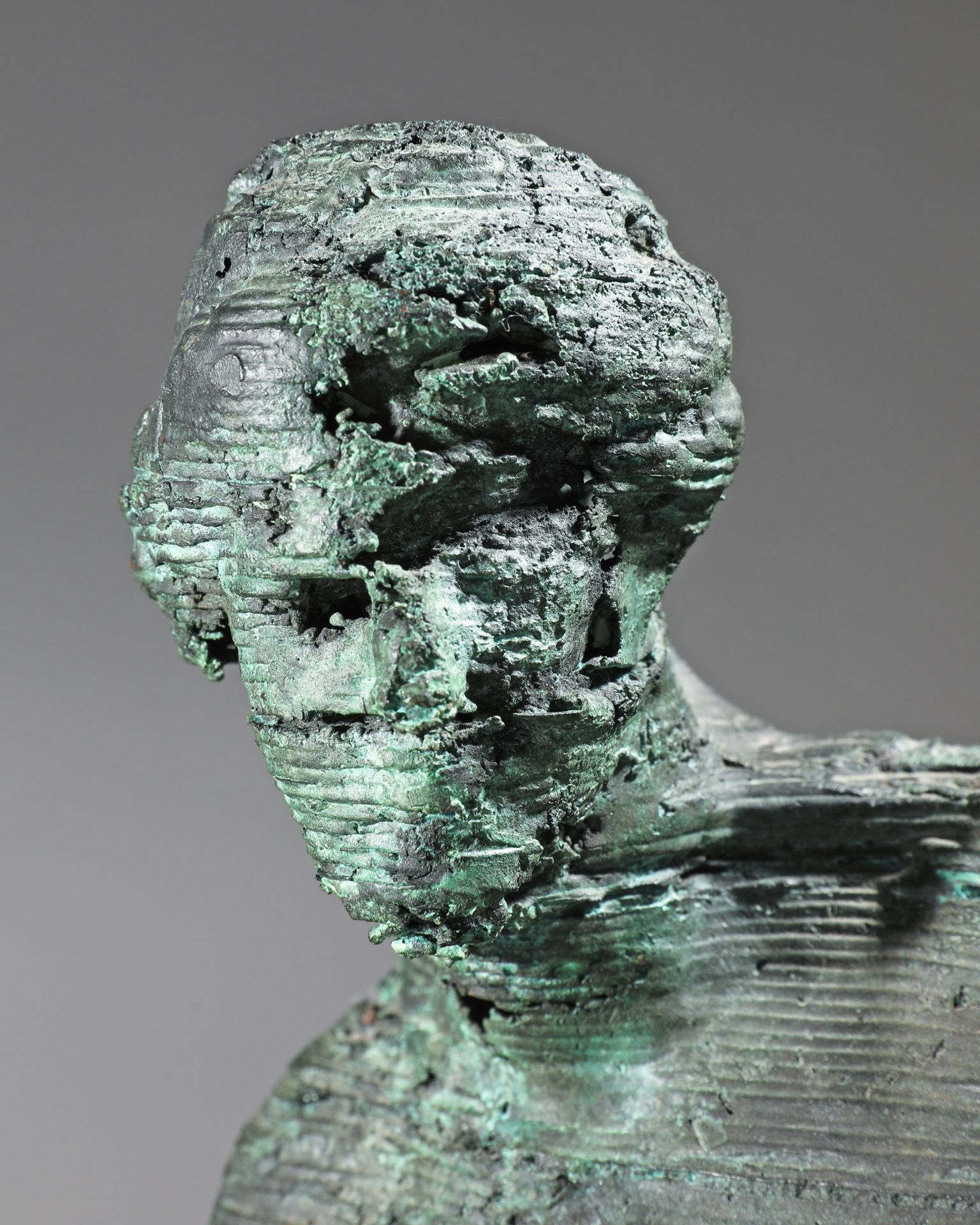 Thomas Virnich*, Venus de Milo. Bronze sculpture 1999. Ex. 3/11 - Image 2 of 8