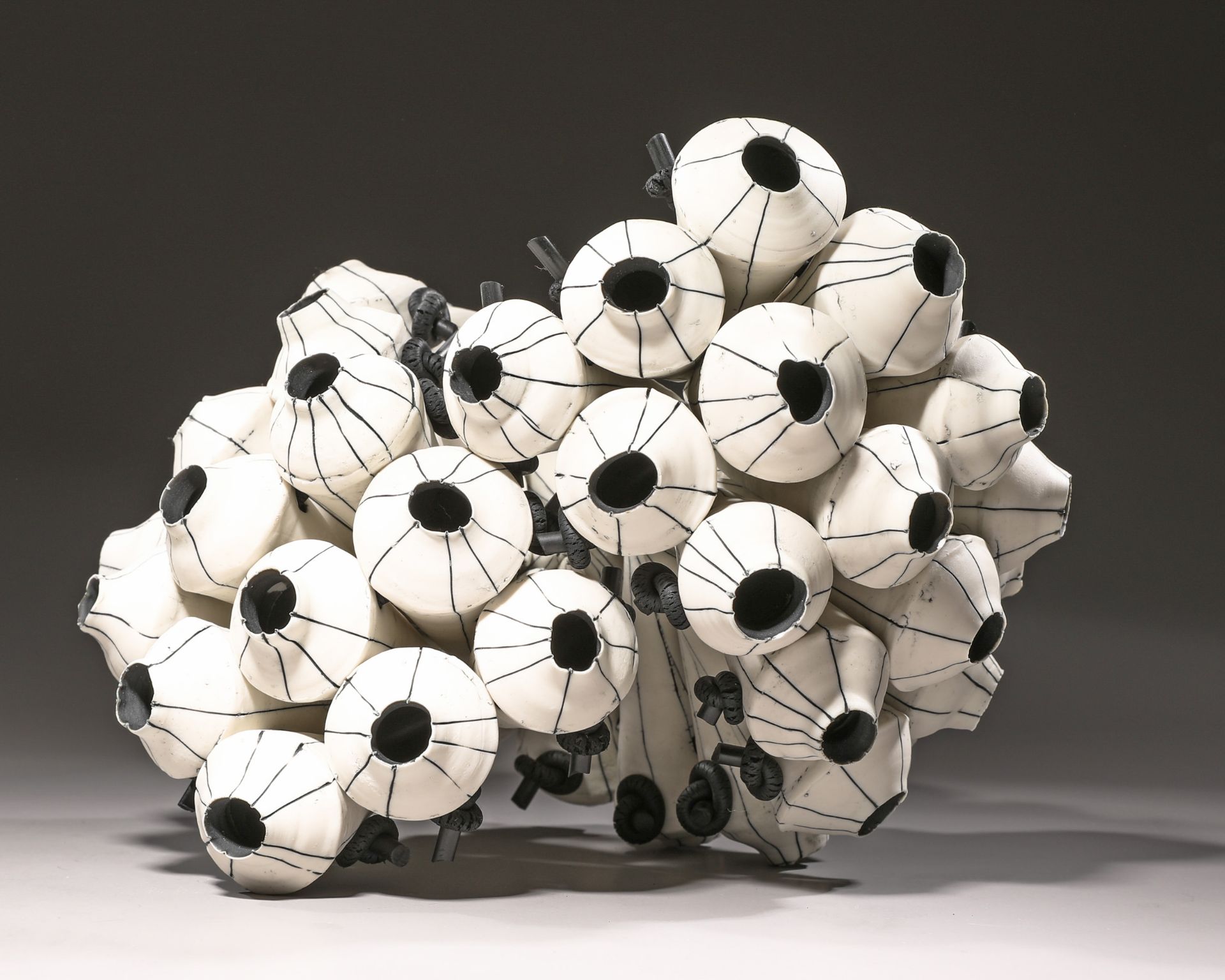 Ursula Commandeur, Vase Sculpture - Image 3 of 6