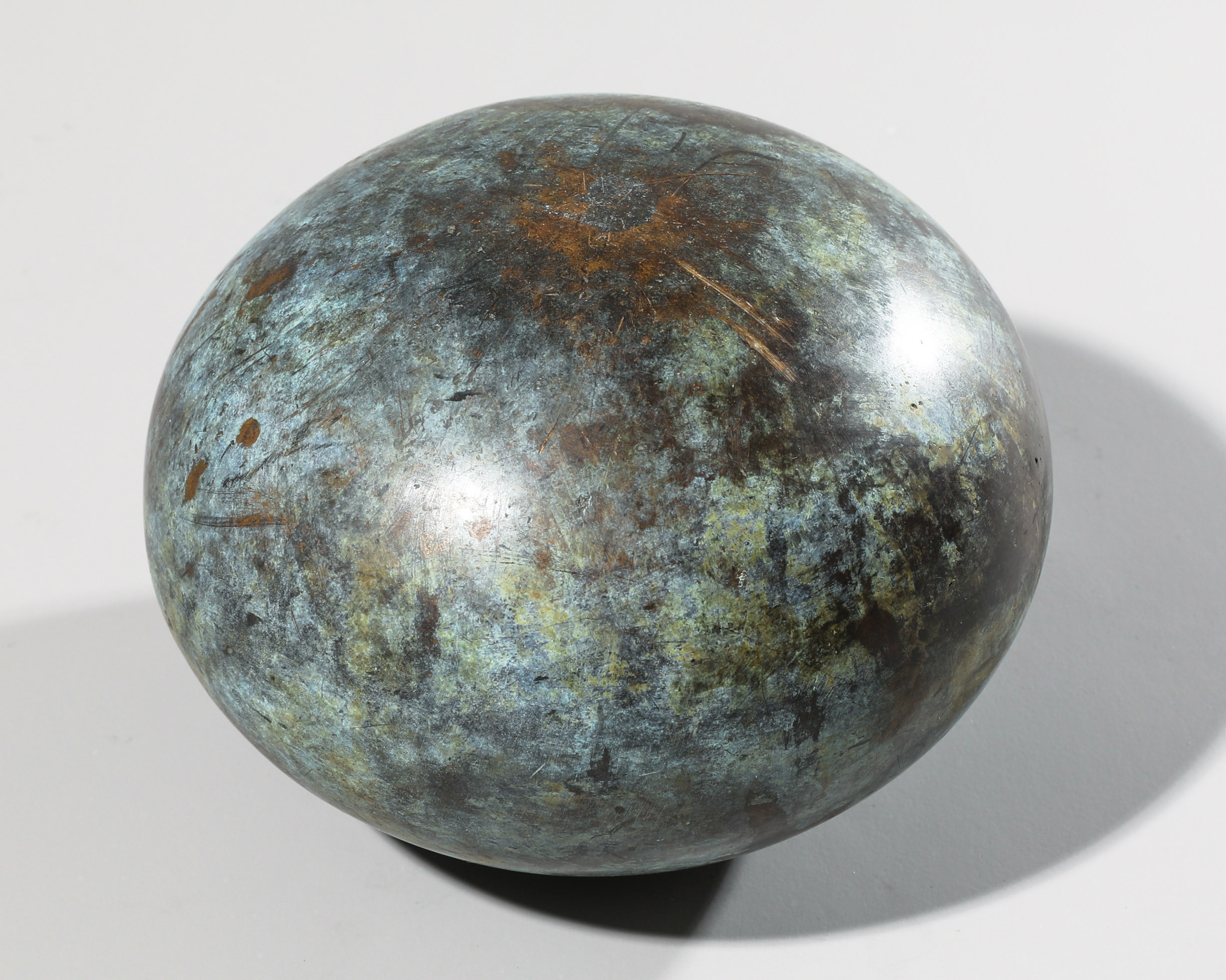 Riki Mijling, 2 objects, two-part iron sculpture, pressed bronze ball - Image 7 of 7