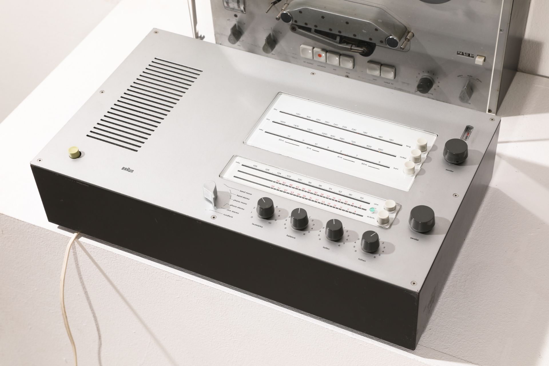 Dieter Rams, Braun AG, Wall Stereo System: TS 45/1, TG 60, L 450 - Image 5 of 7