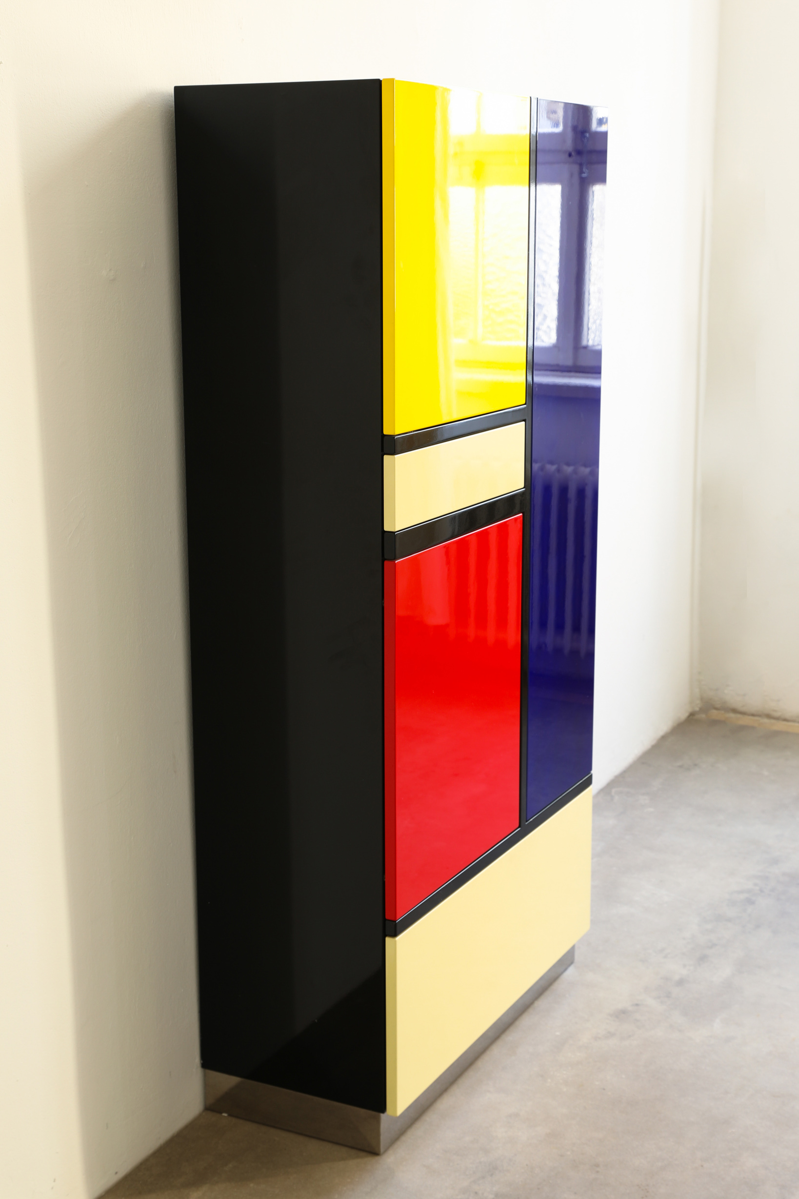 Koni Ochsner, Röthlisberger, Limited Cabinet, model Mondrian Schrank Object 1, No. 96, 1980 - Image 2 of 6