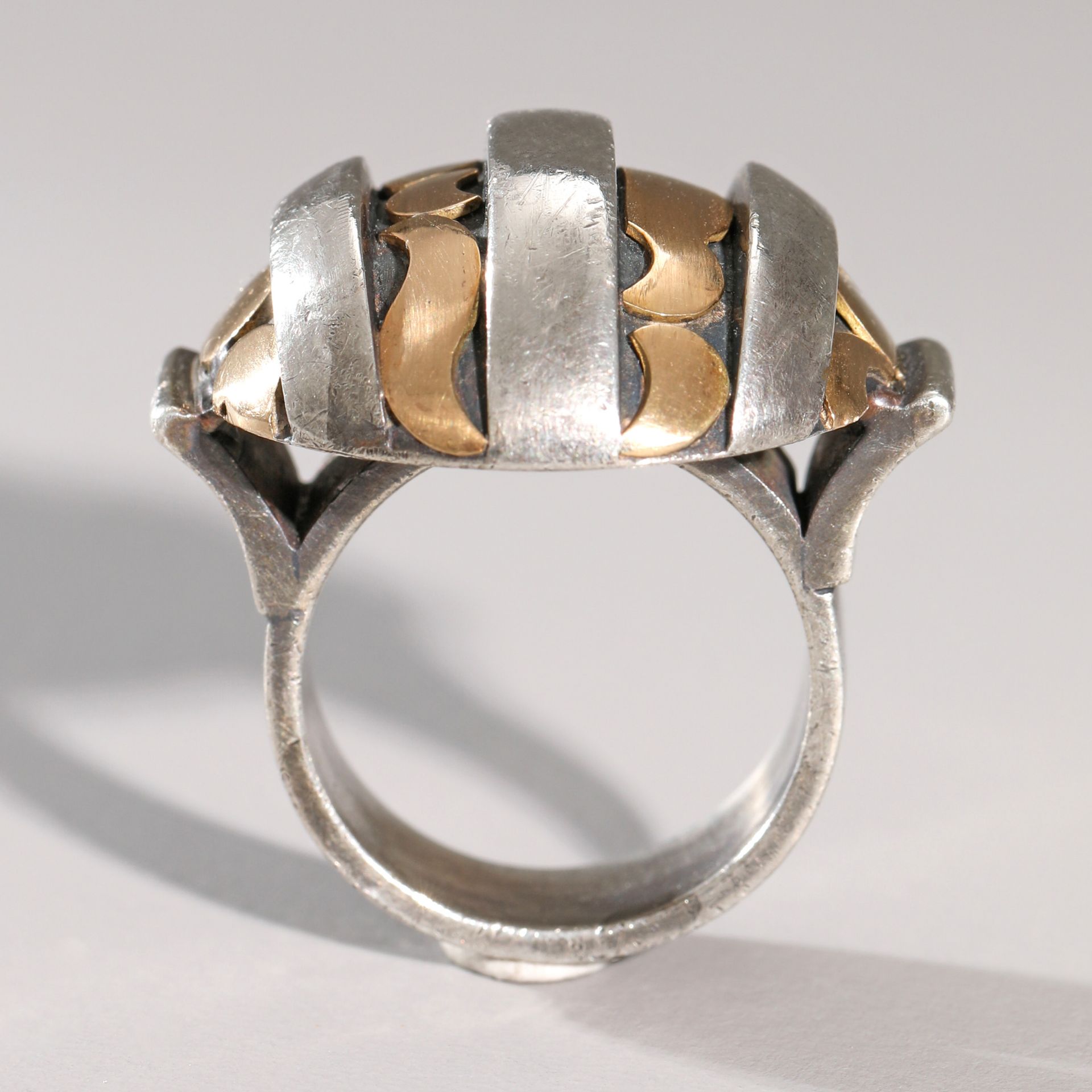 Jean Després. Ring - Image 2 of 5