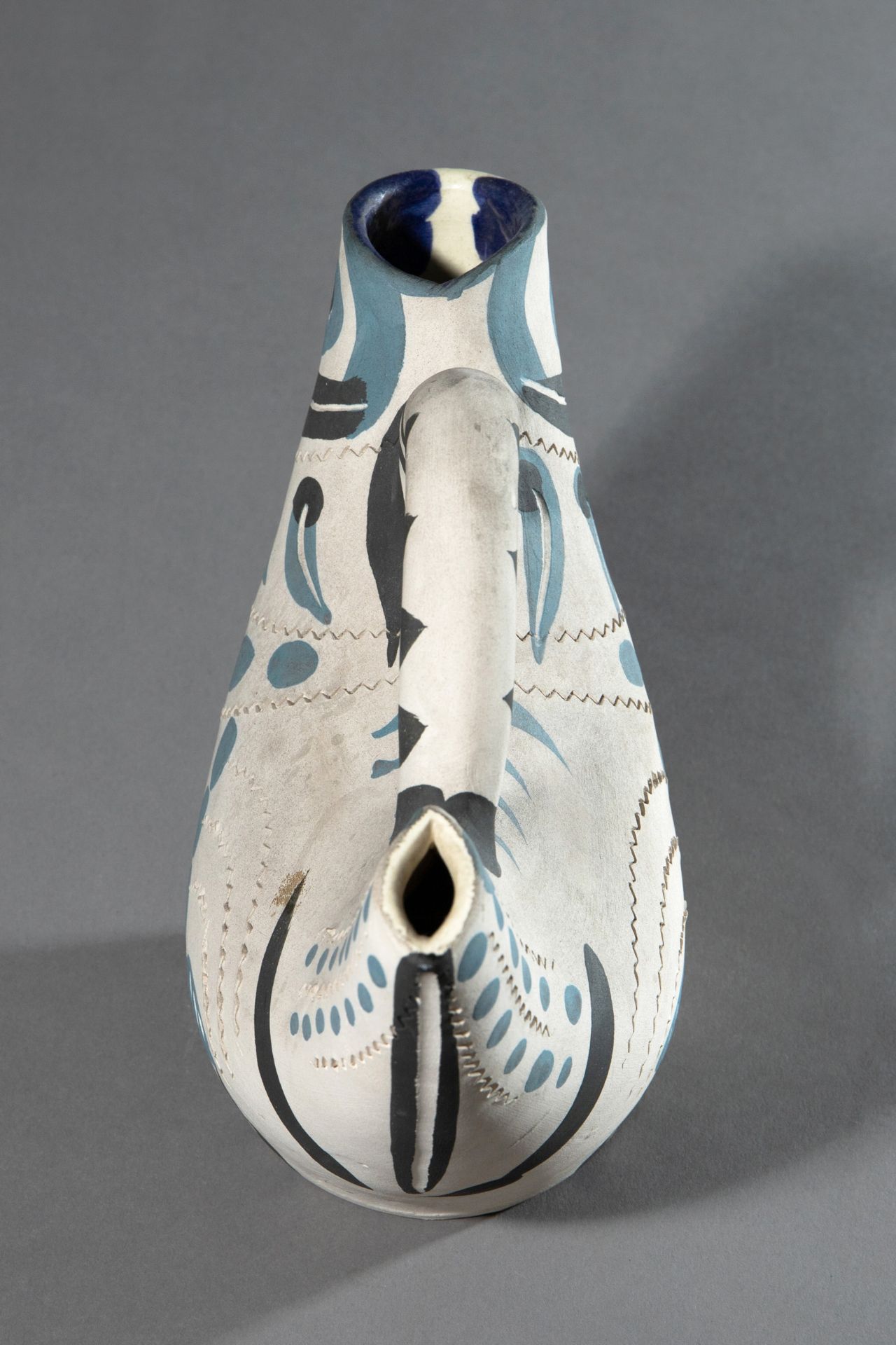 Pablo Picasso*, Dove, Spanish Jug, 133/200 - Image 3 of 7