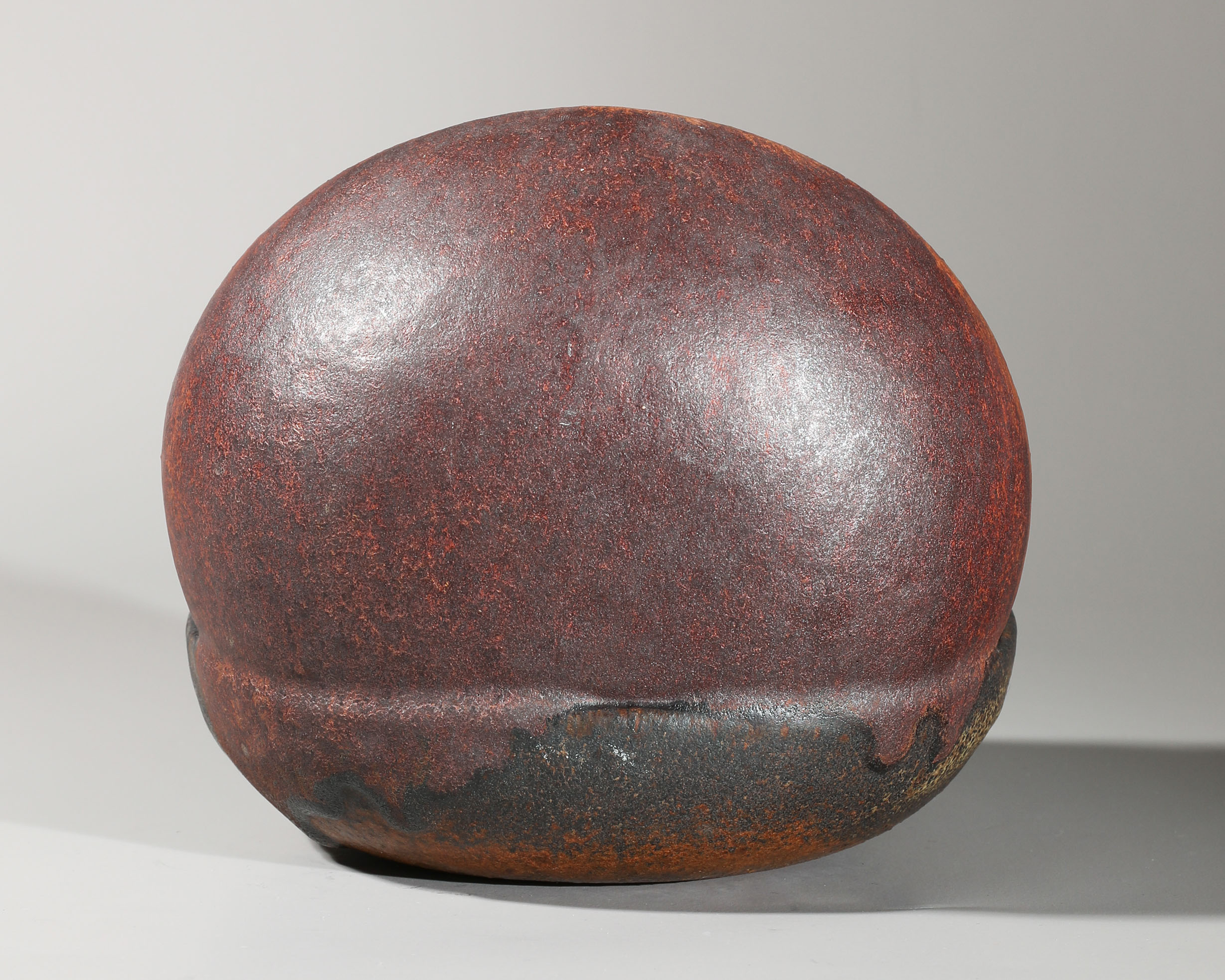 Beate Kuhn*, shell sculpture, 1980 - Image 4 of 6