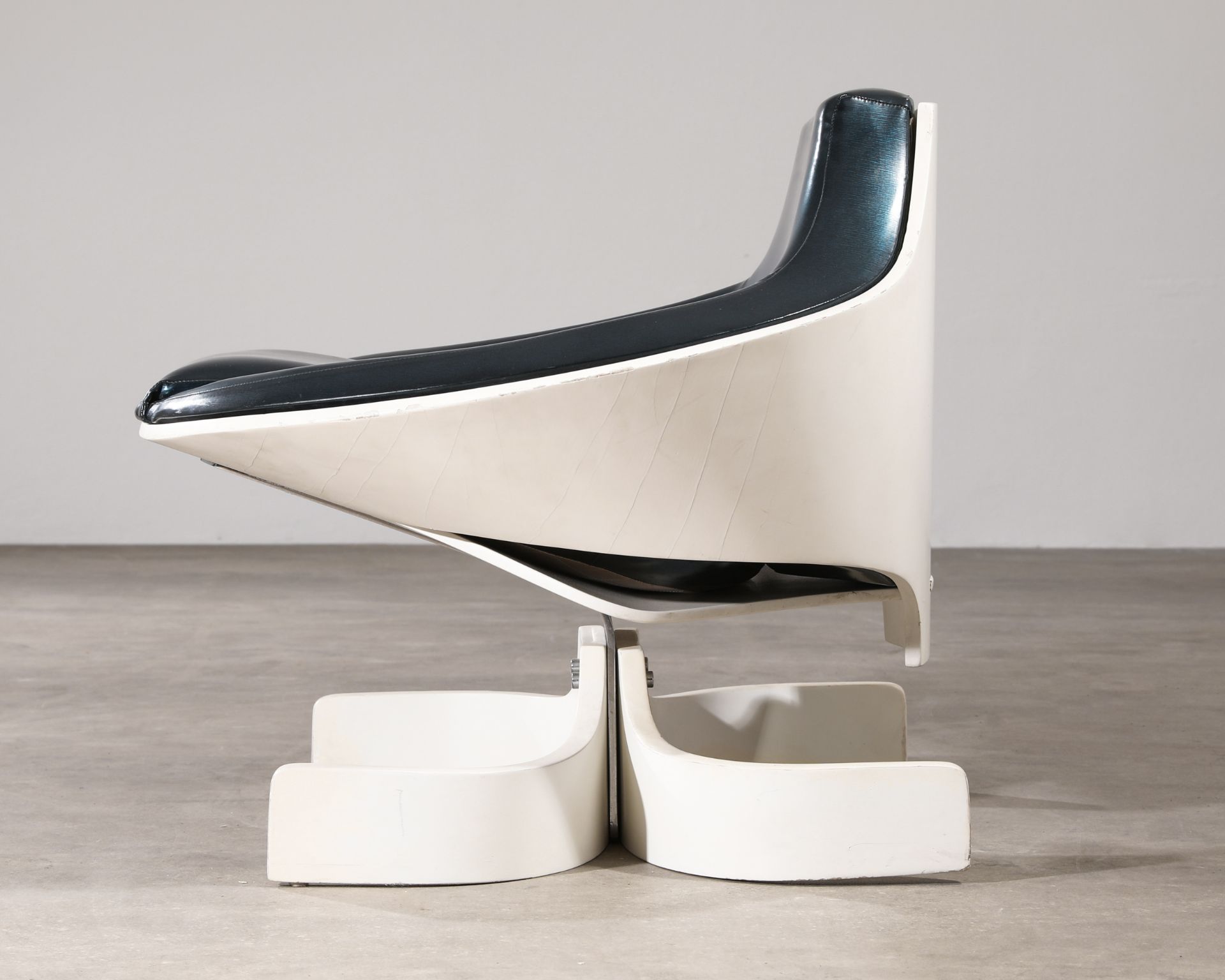 Joe Colombo, Comfort, Plywood Chair, model Sella 1001 - Image 4 of 6