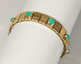 Goldarmband mit Smaragdcabochons
