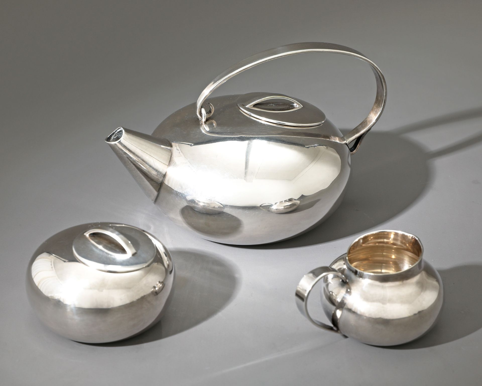 Lino Sabattini, Tea service Boule for Christofle, around 1955