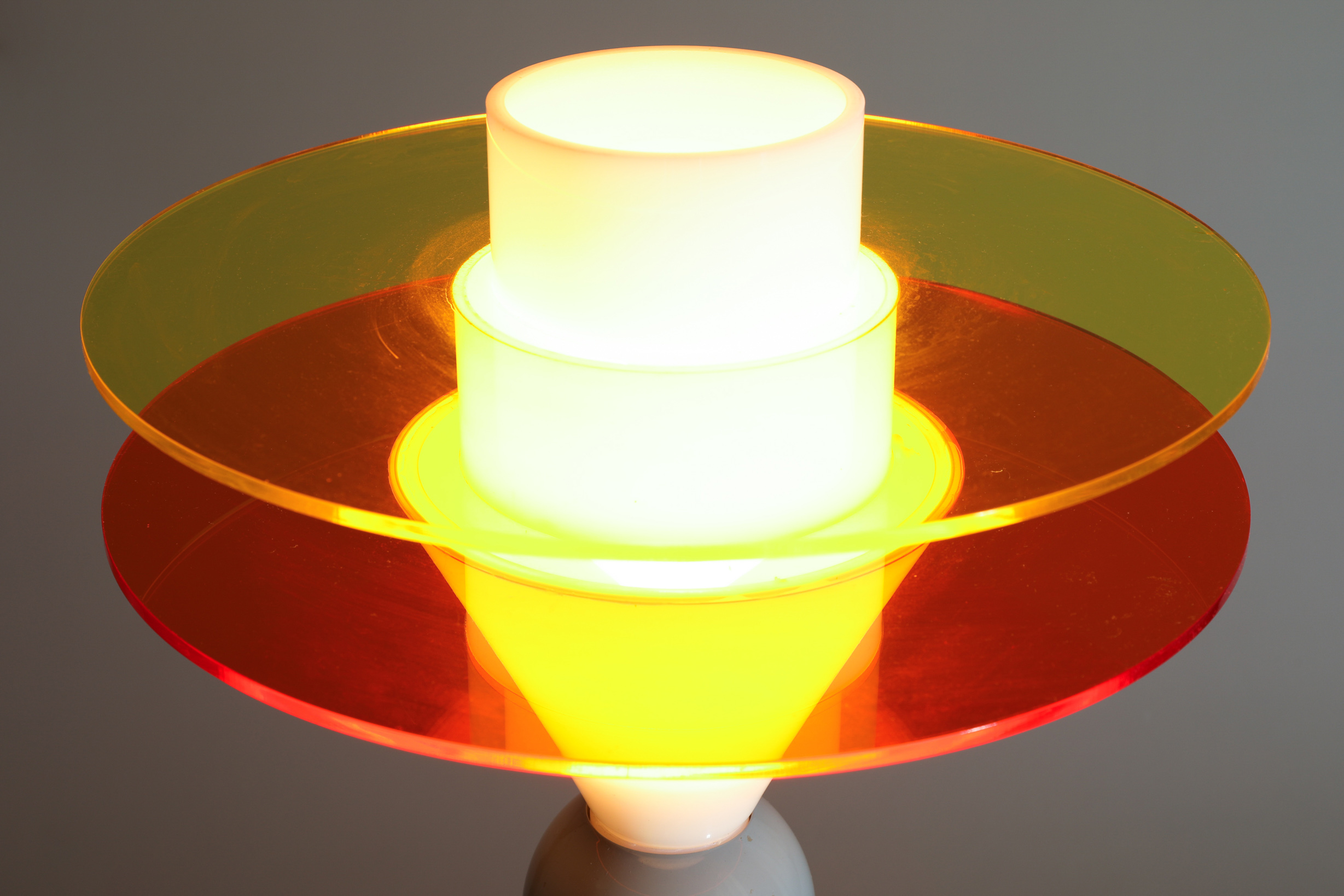 Ettore Sottsass, Memphis, Table Lamp, model Bay Lamp - Image 2 of 3