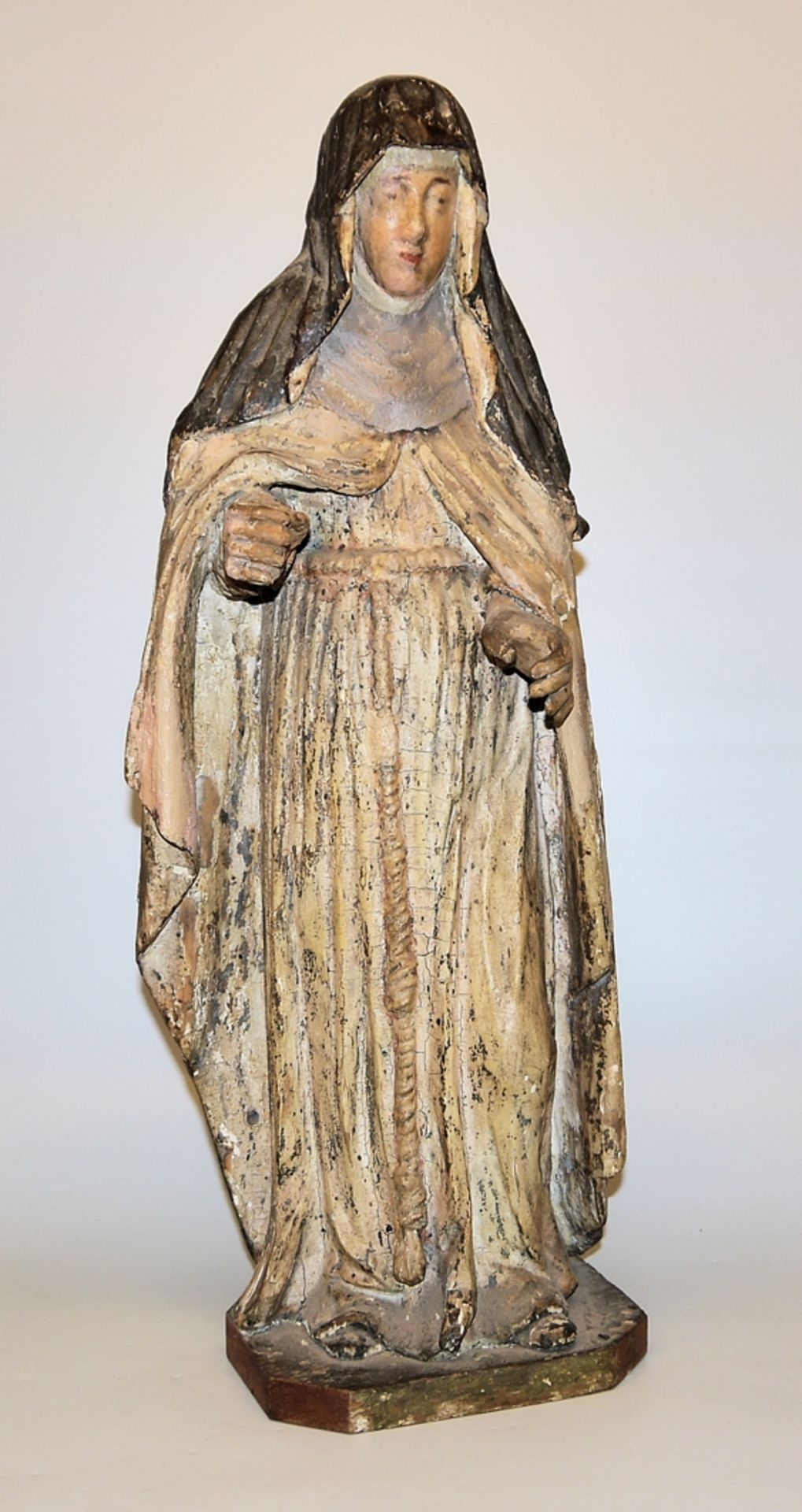 Skulptur einer Heiligen, wohl Klara von Assisi, Italien oder Burgund 17. Jh.