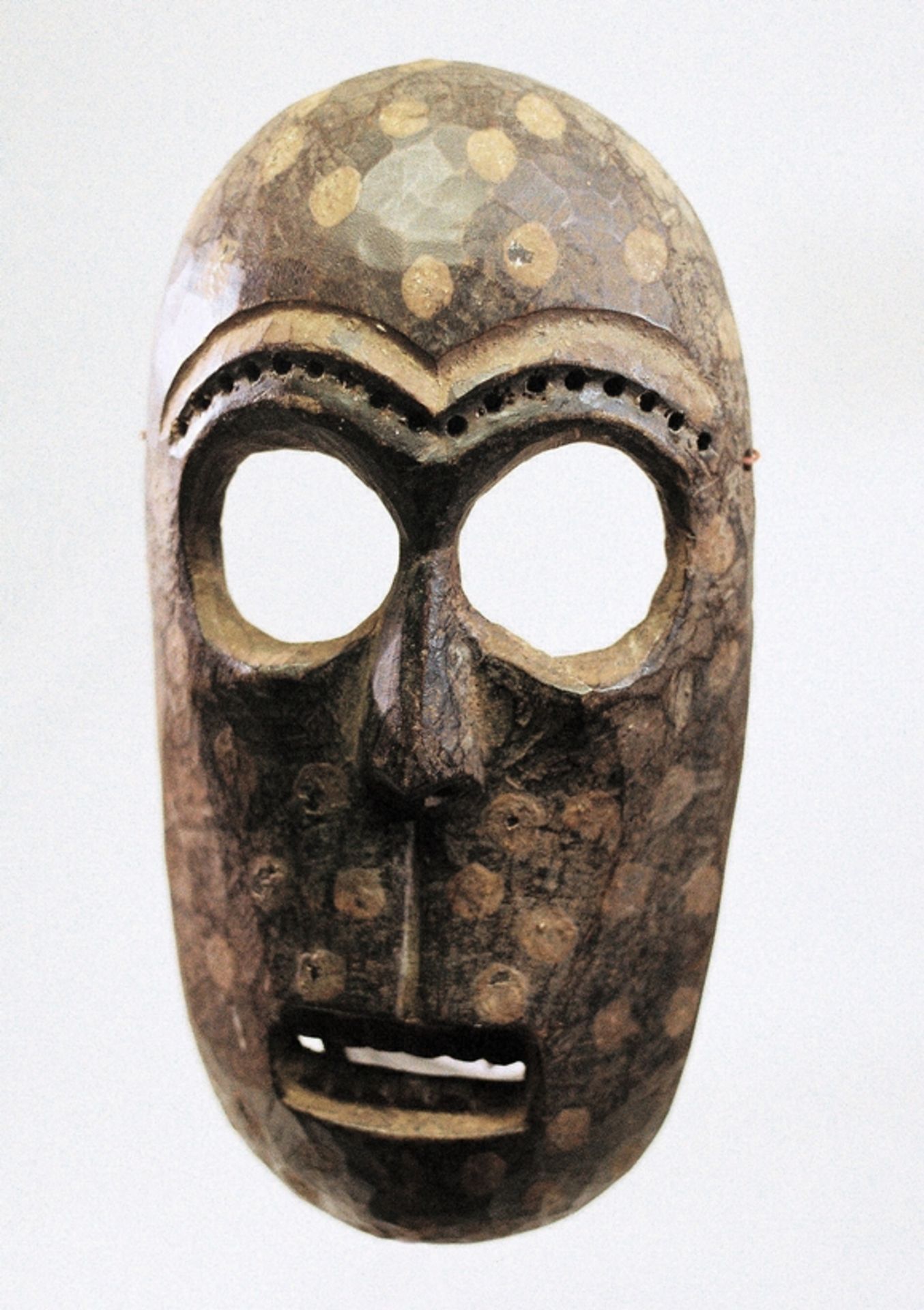 Leopard mask "nsembu" of the Kumu, Congo