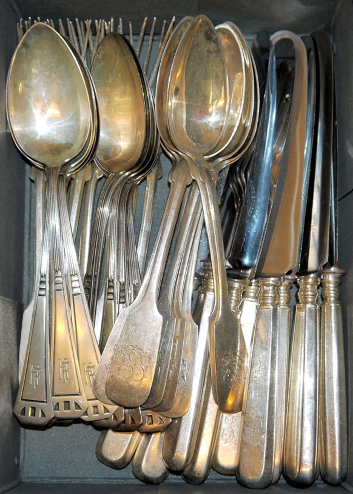 Silver and silverware collection: cutlery, 19th century/circa 1900, Art Nouveau bowl & champagne co - Image 3 of 3