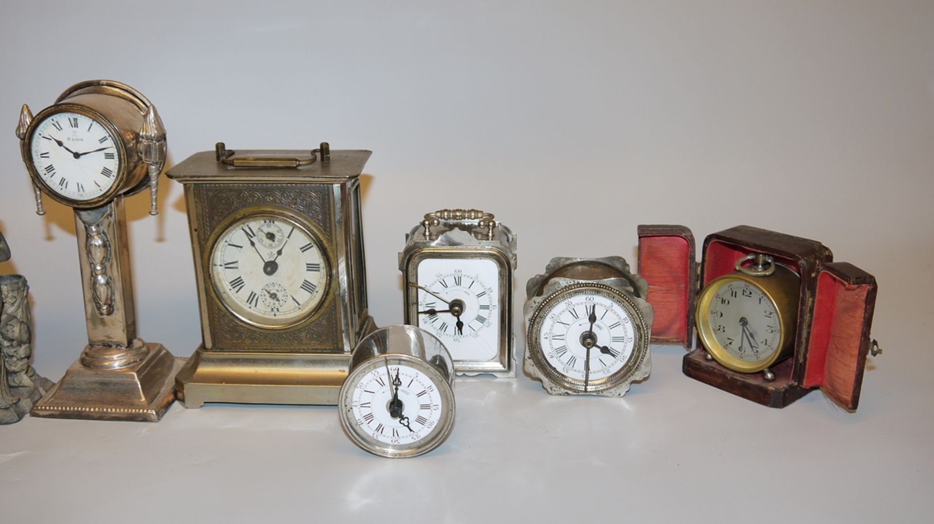 Nine table clocks and alarm clocks, circa 1900/20 - Image 3 of 3