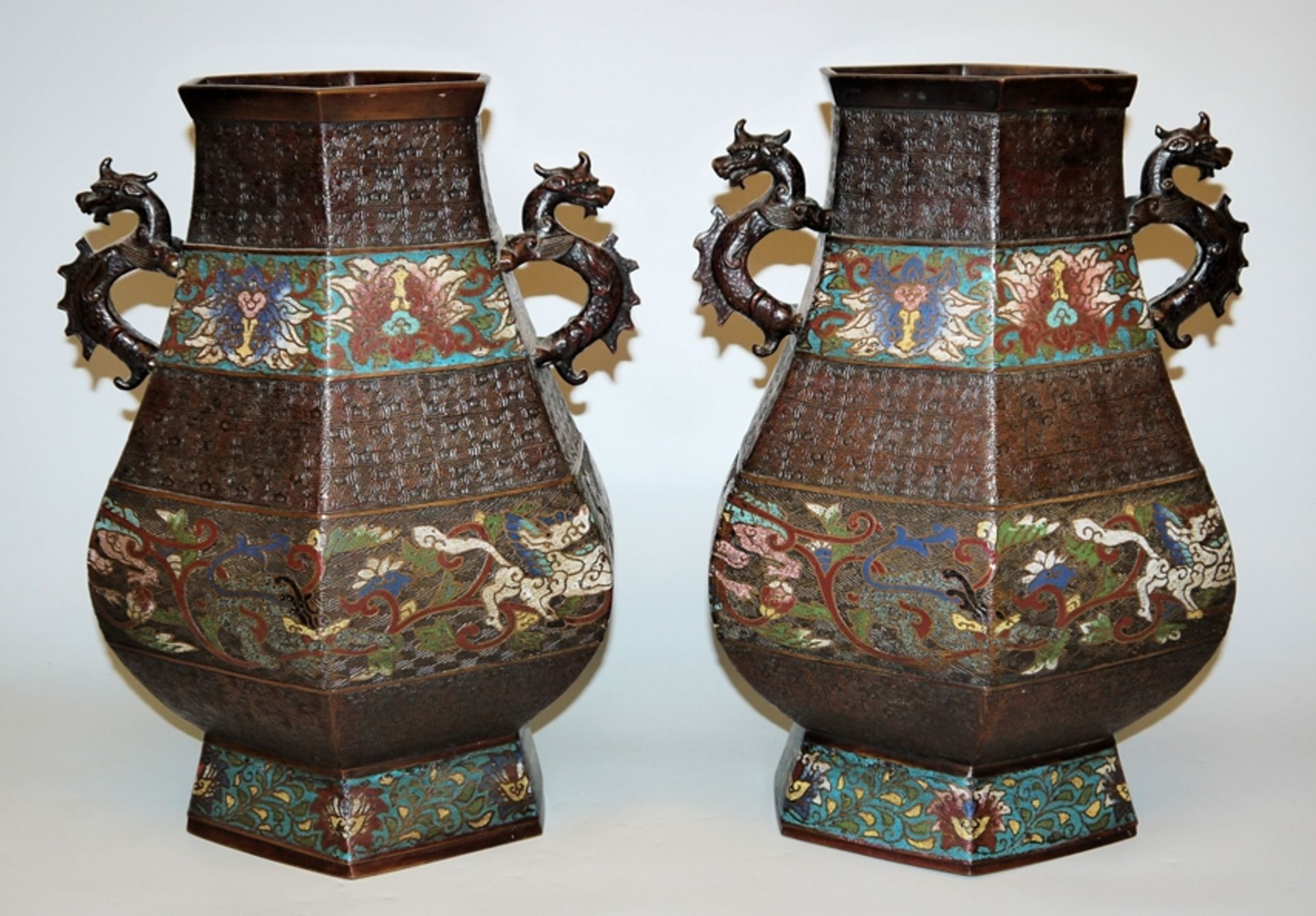 Pair of Champlevé vases in the Chinese style of the Meiji period, Japan, c. 1900