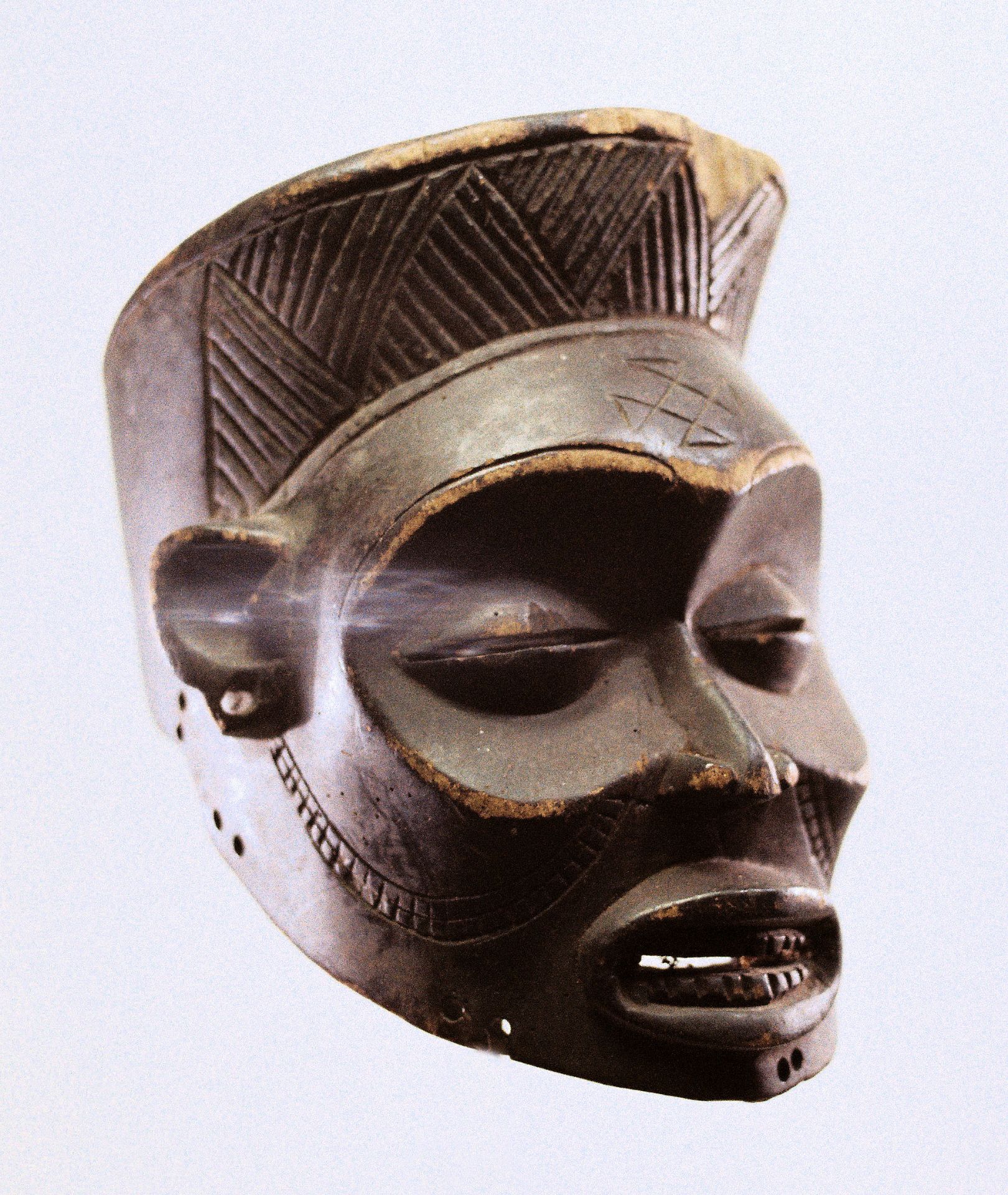 Chokwe helmet mask, Congo - Image 2 of 2