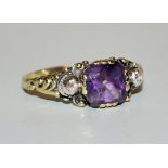 Fine ring with amethyst and diamonds, late 19th century / circa 1900, gold