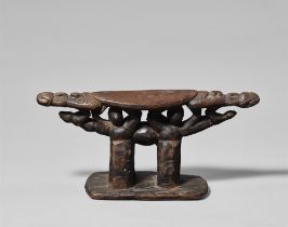 SEPIK RIVER HEADREST