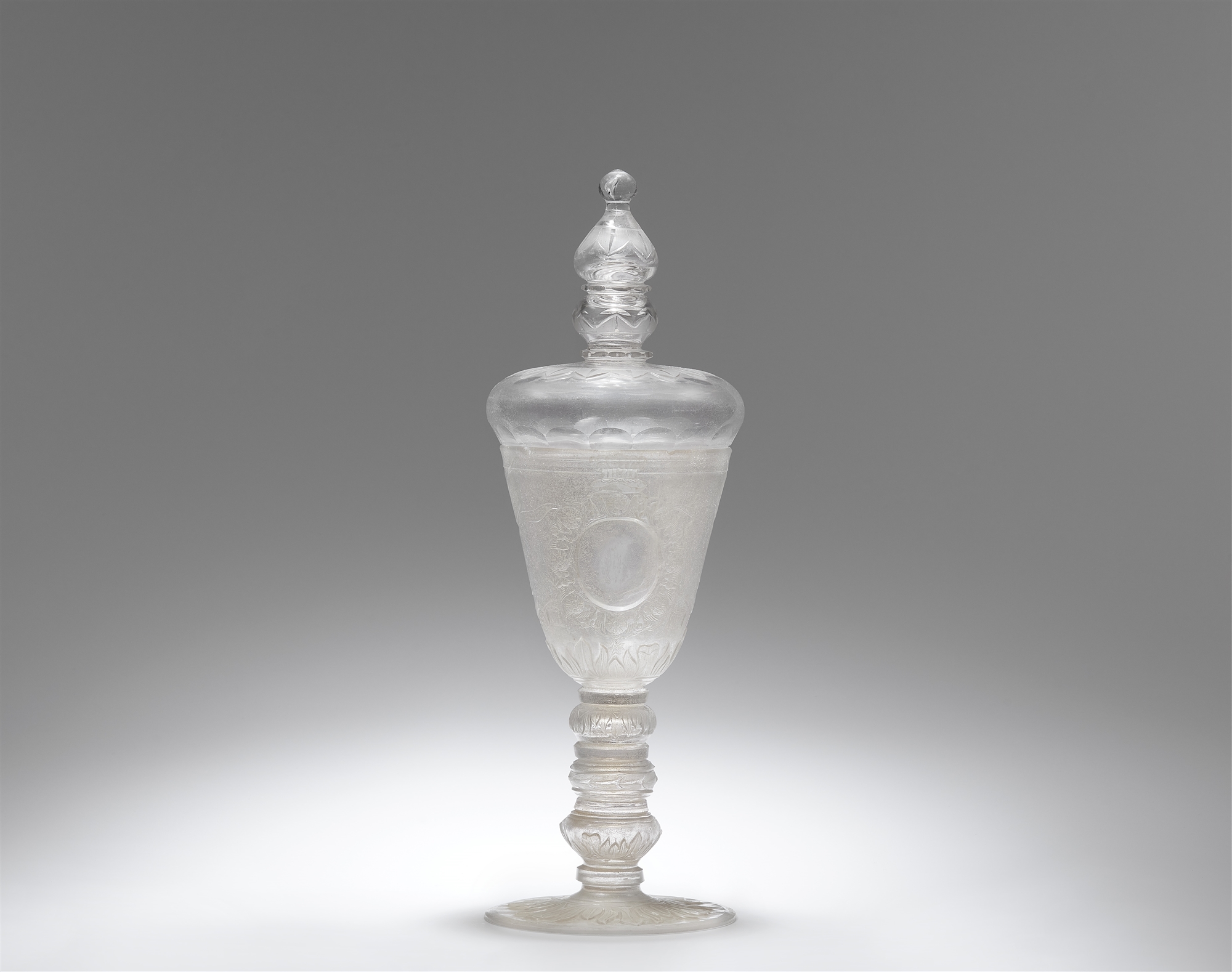 A Potsdam Glassworks cut glass goblet dedicated to Crown Prince Friedrich Wilhelm and cover - Image 2 of 2