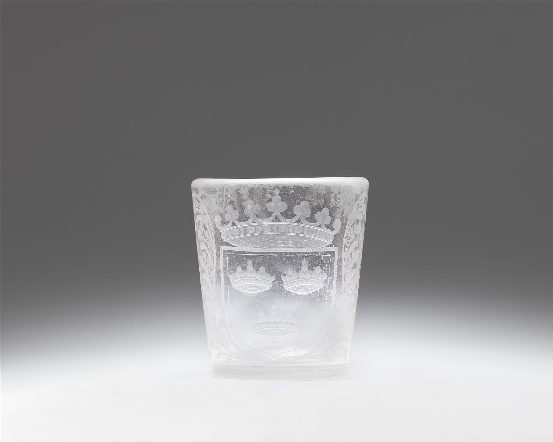 A Bohemian cut glass beaker "tre kronor"